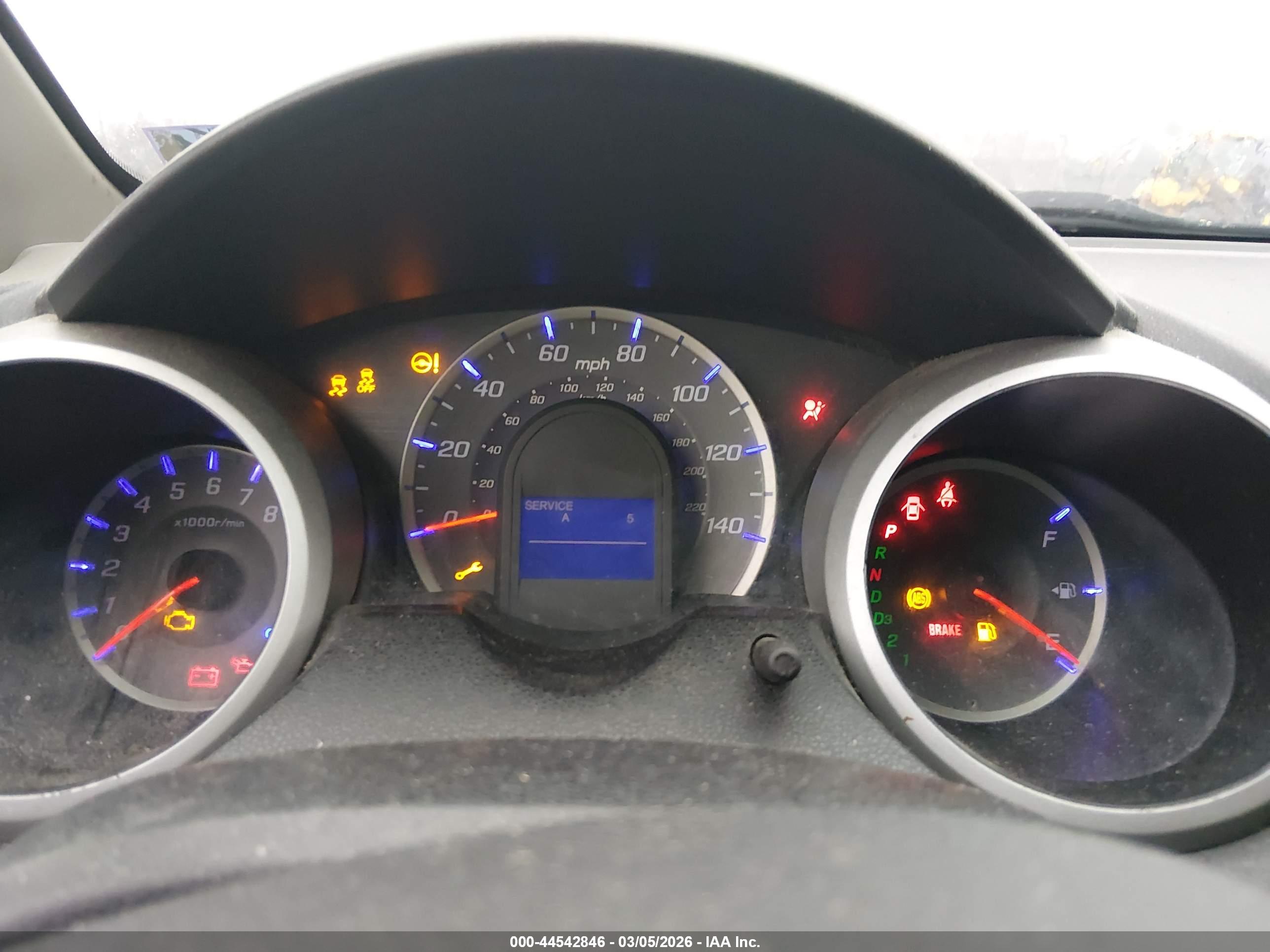 HONDA FIT image 7