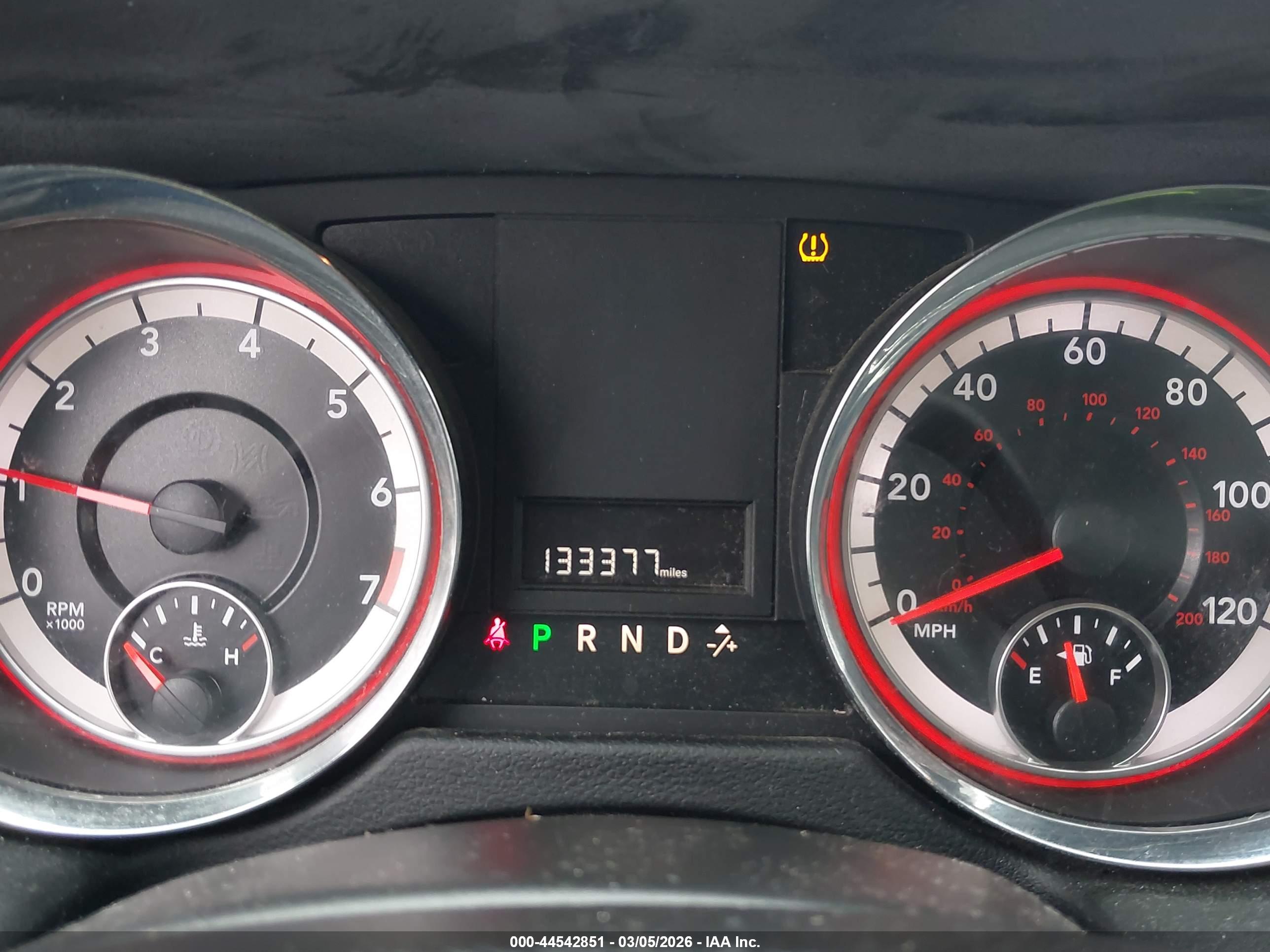 DODGE GRAND image 7