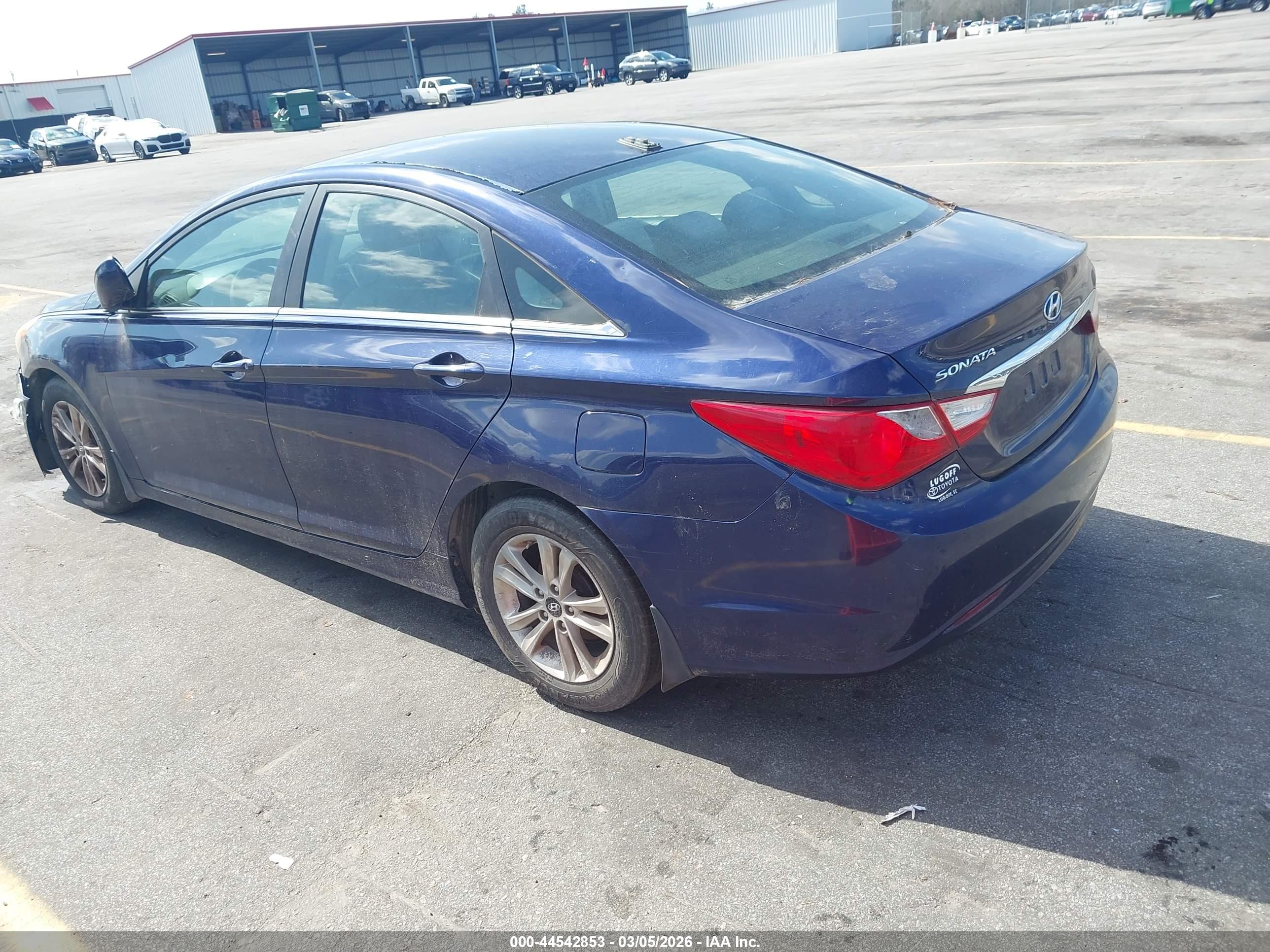 HYUNDAI SONATA image 3