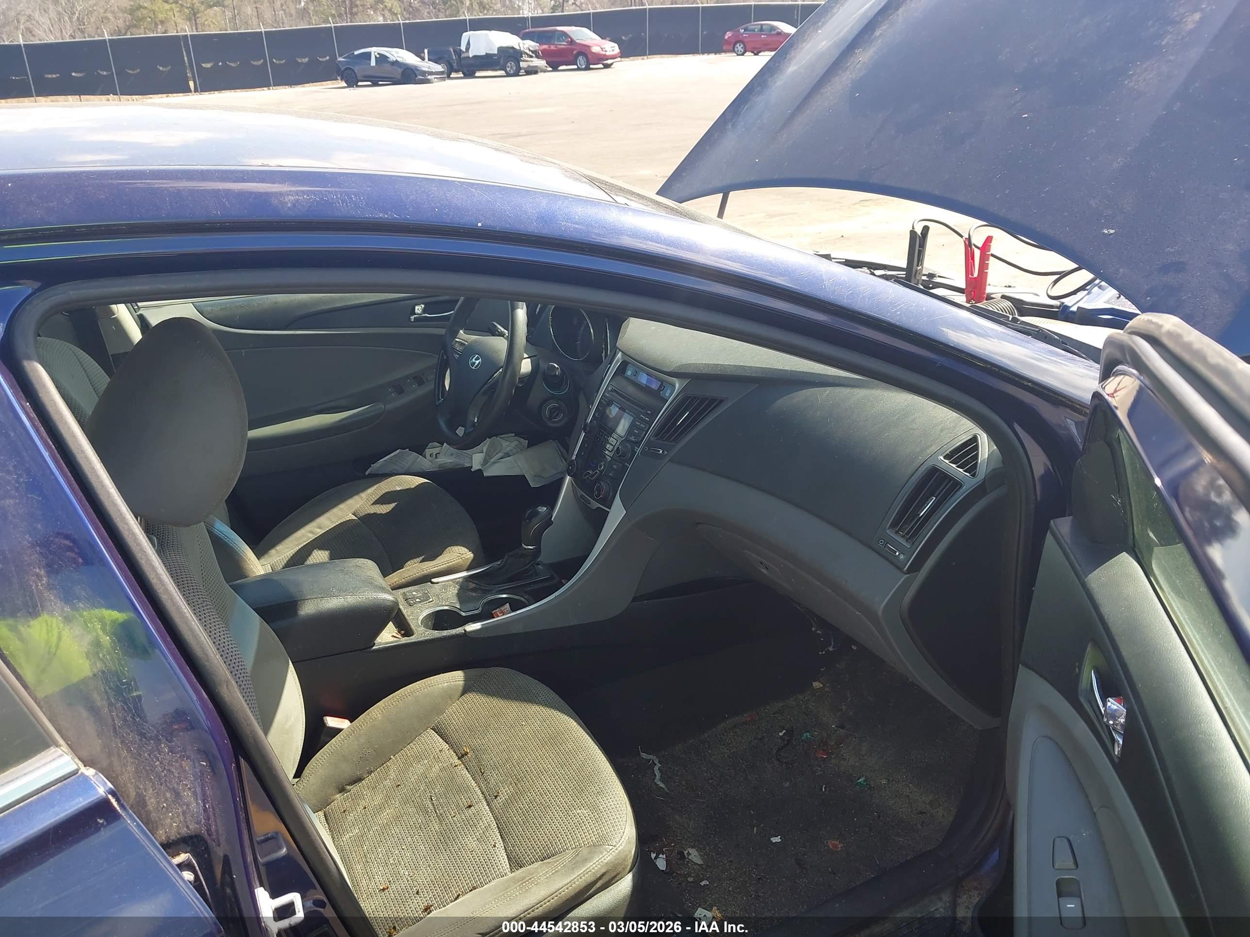 HYUNDAI SONATA image 5