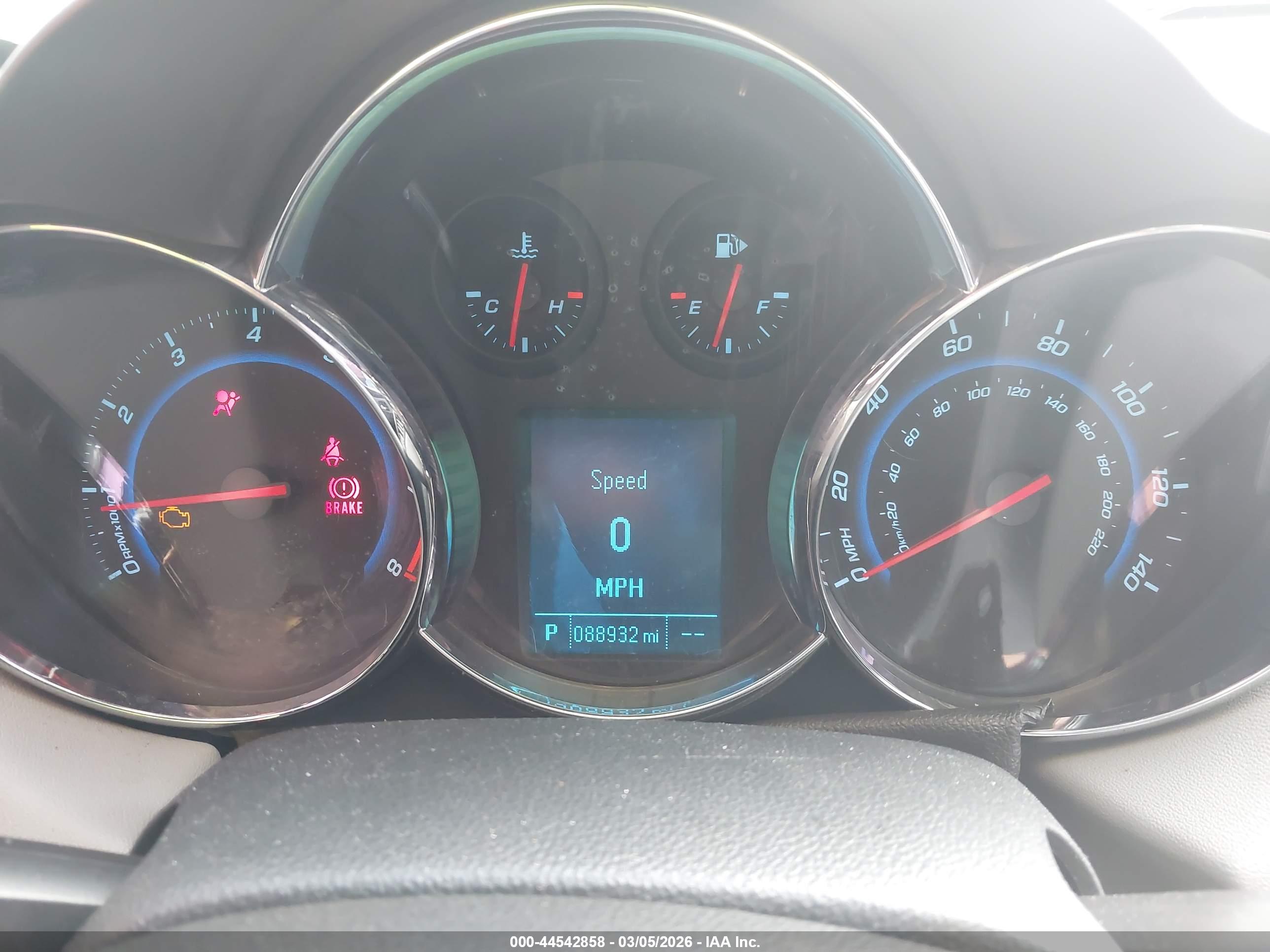 CHEVROLET CRUZE image 7