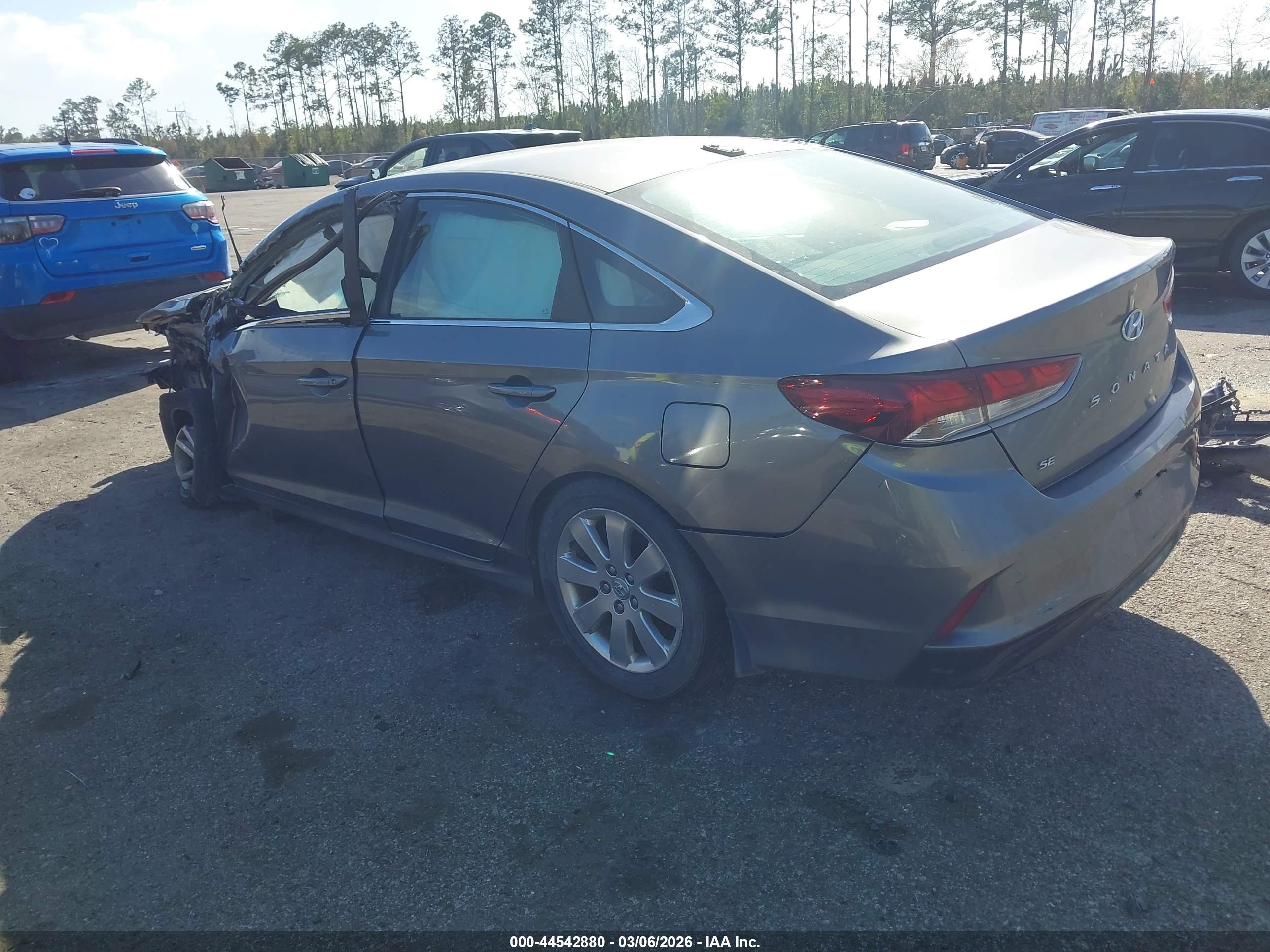 HYUNDAI SONATA image 3