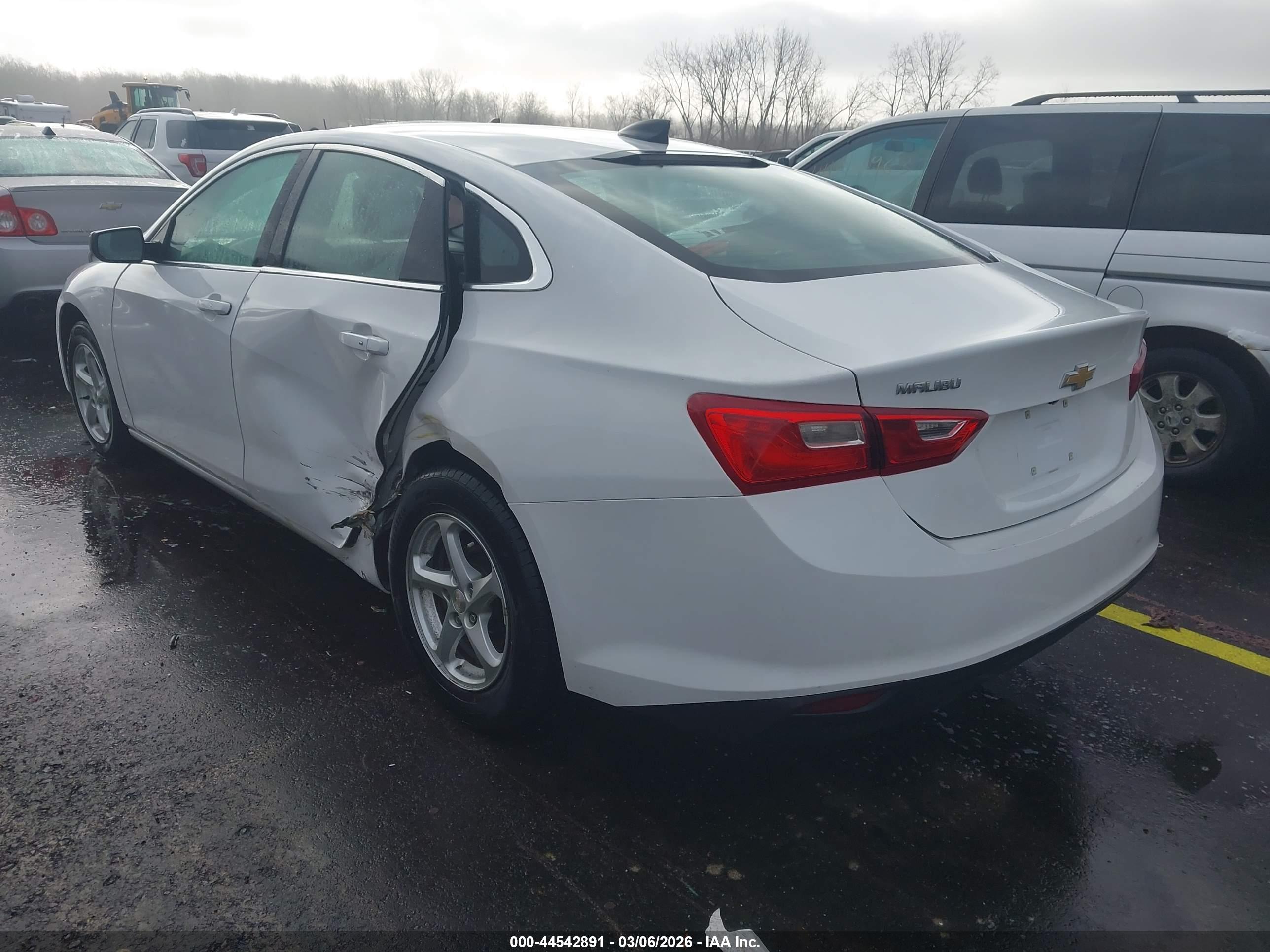 CHEVROLET MALIBU image 3