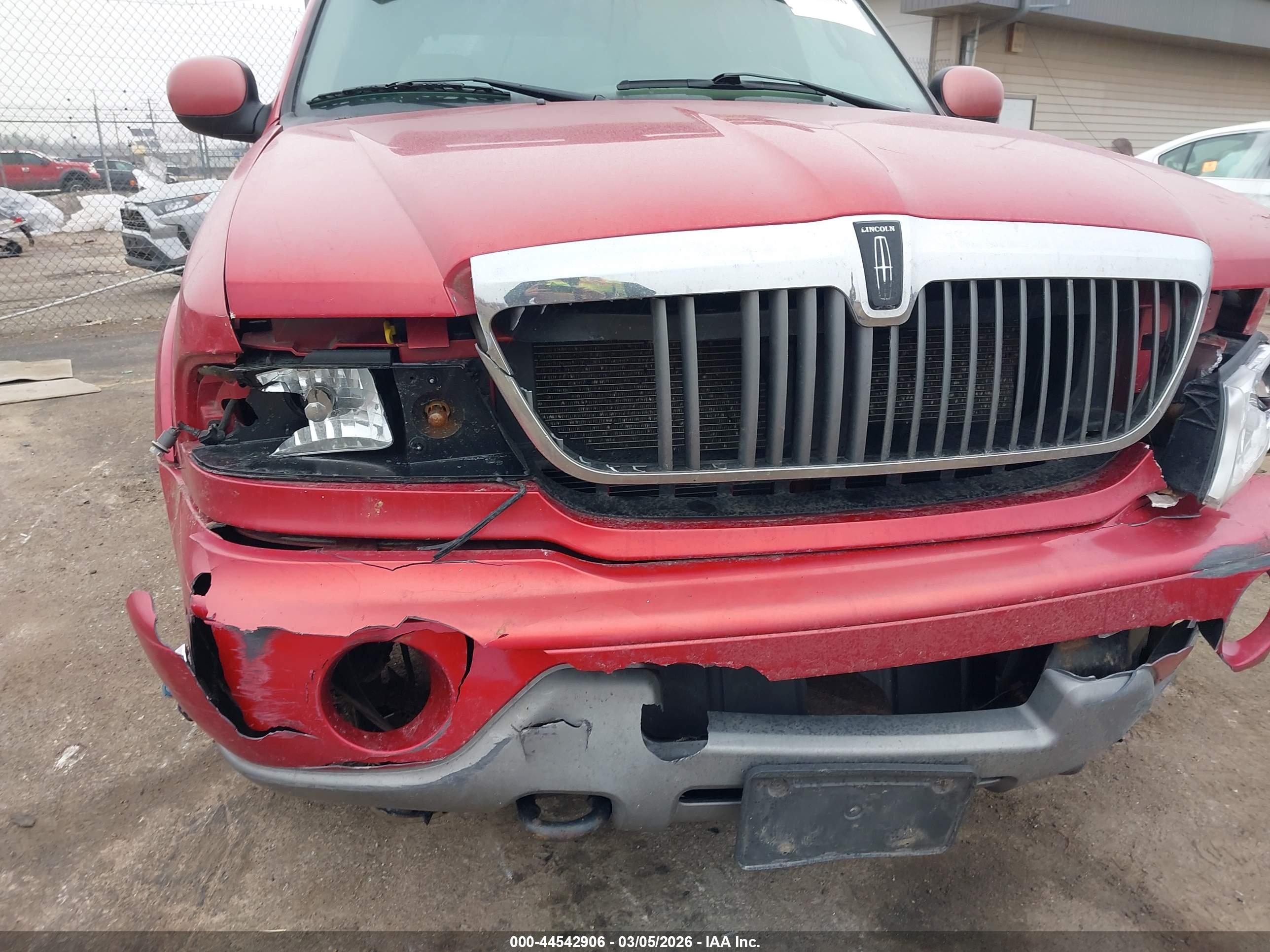 LINCOLN NAVIGATOR image 6
