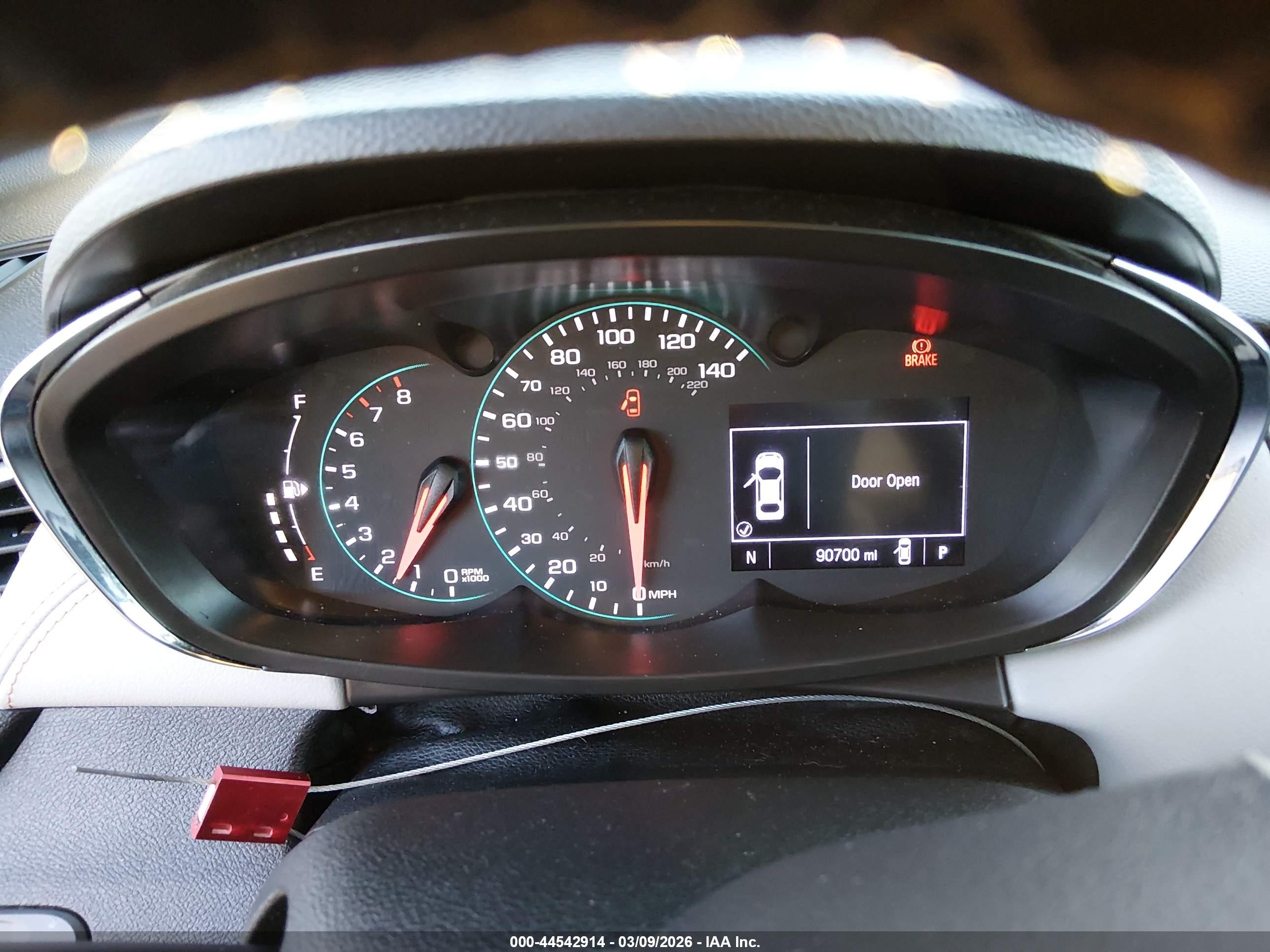 CHEVROLET TRAX image 7