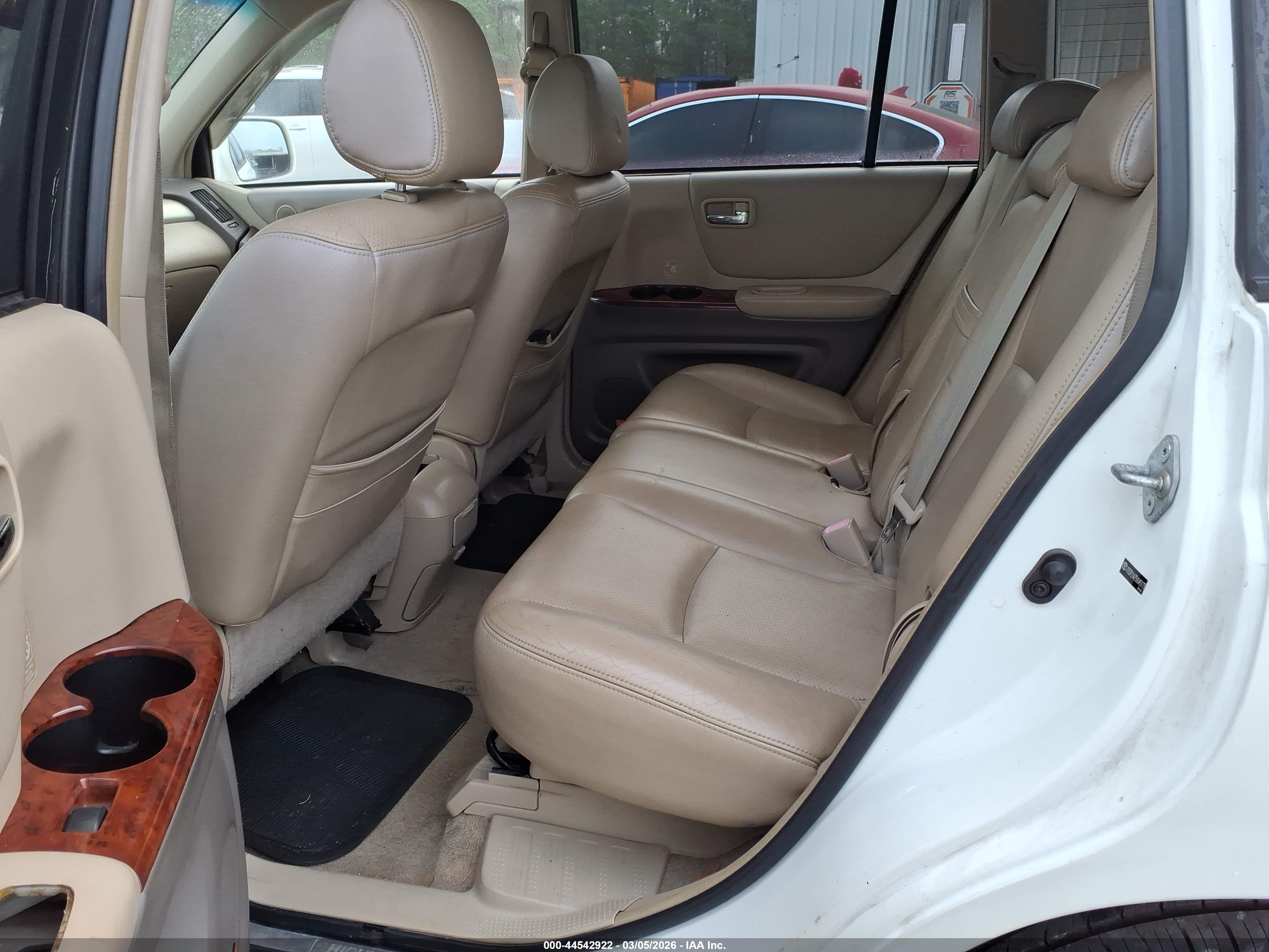 TOYOTA HIGHLANDER image 8