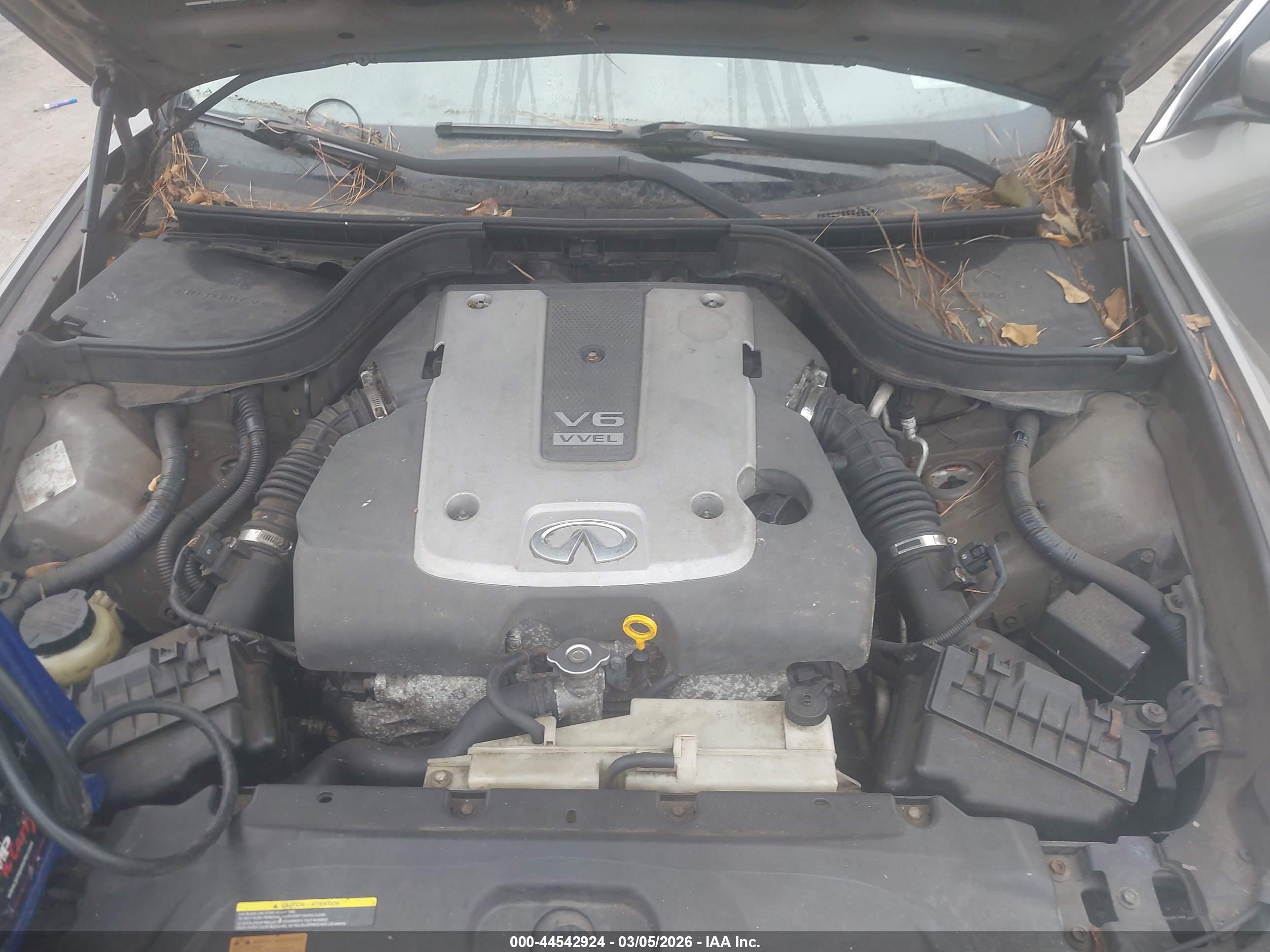INFINITI G37X image 10