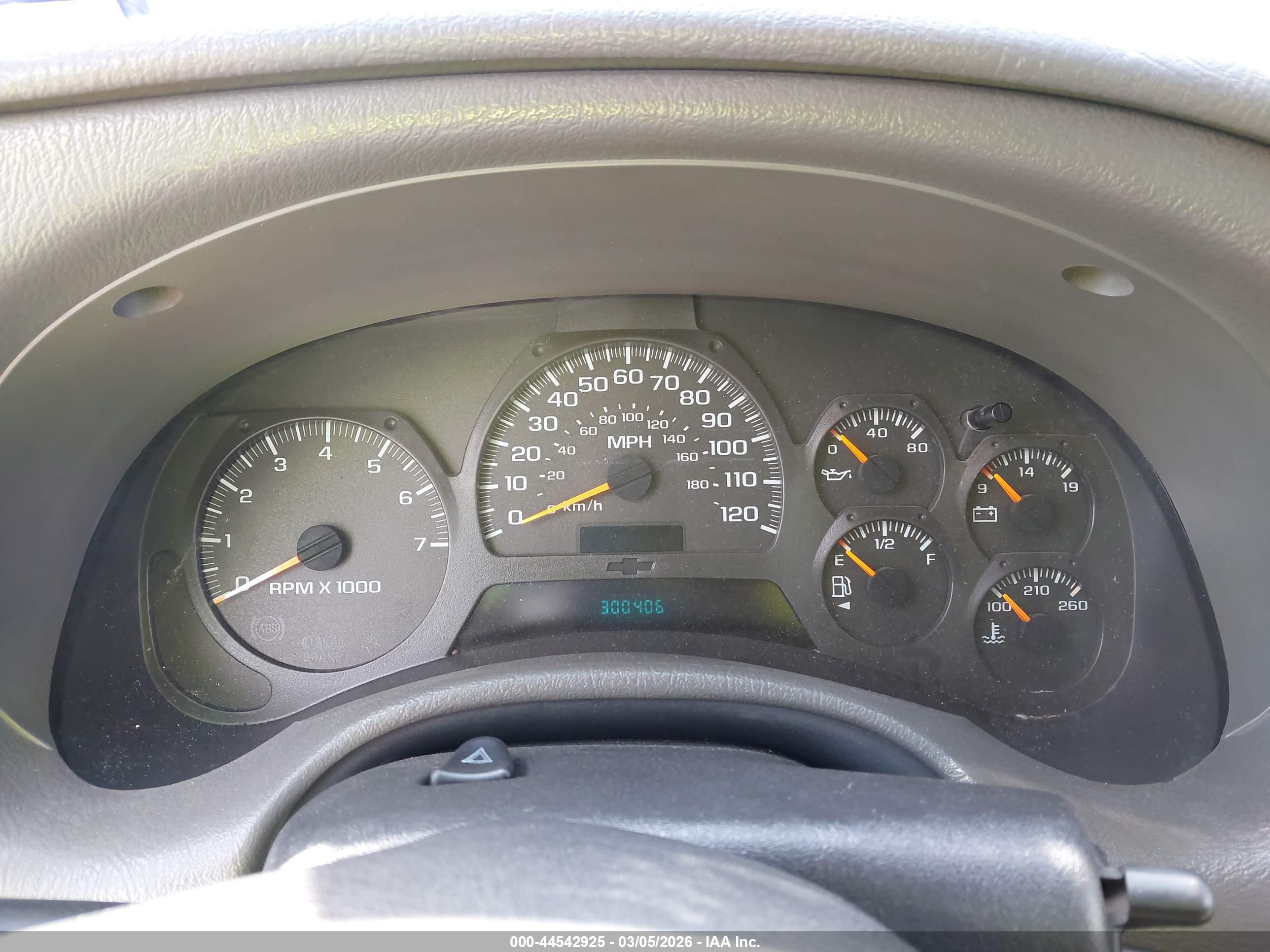 CHEVROLET TRAILBLAZER image 7