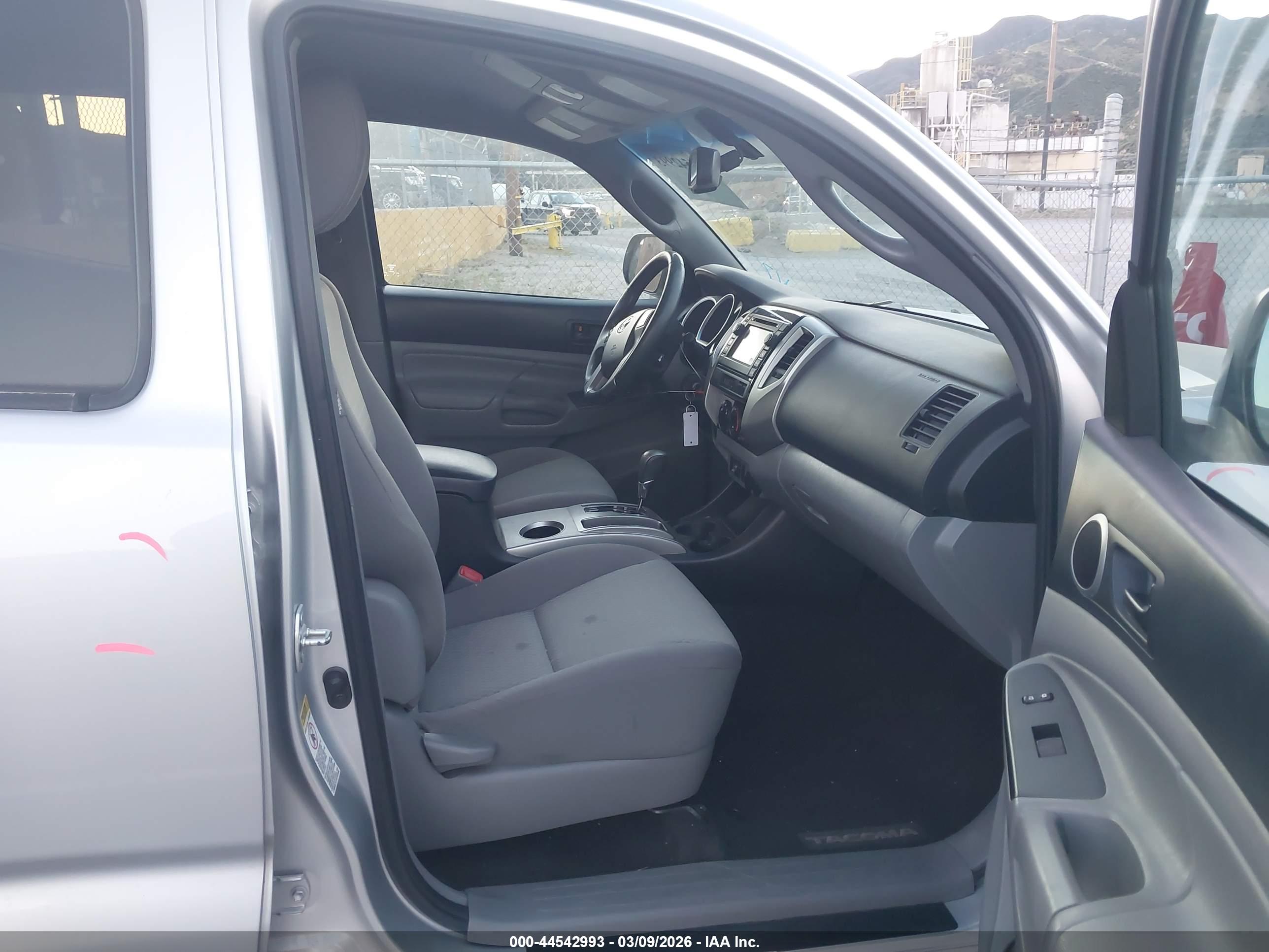 TOYOTA TACOMA image 5
