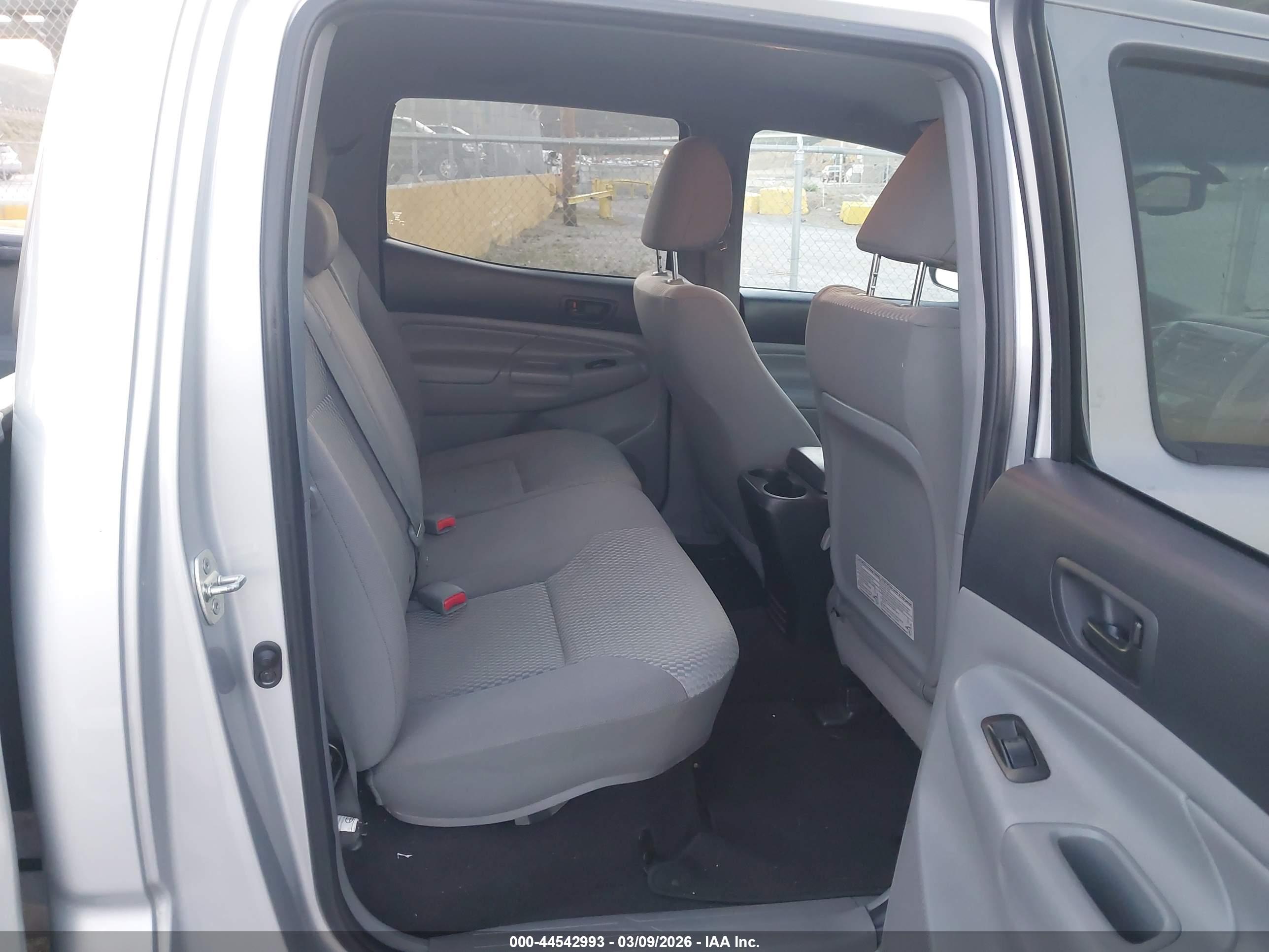 TOYOTA TACOMA image 8