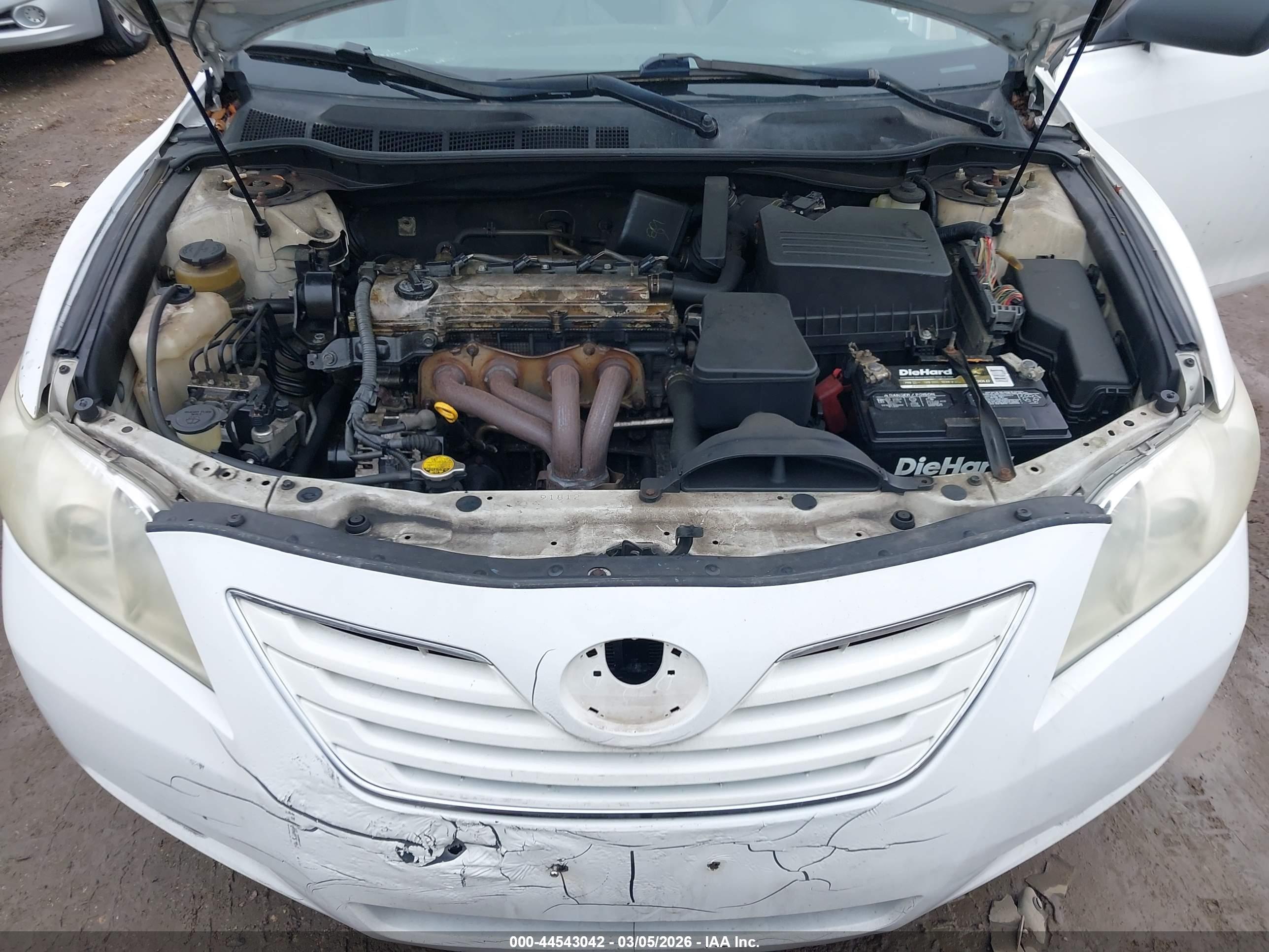 TOYOTA CAMRY image 10