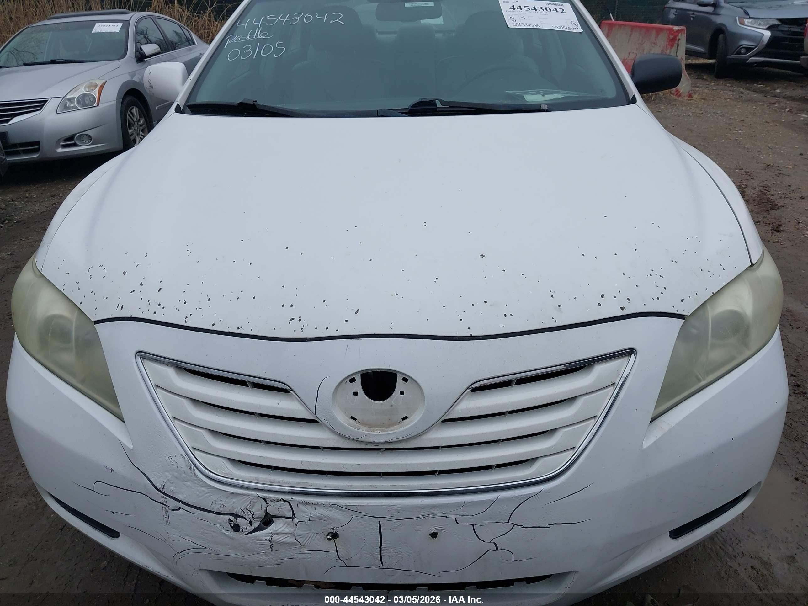 TOYOTA CAMRY image 6