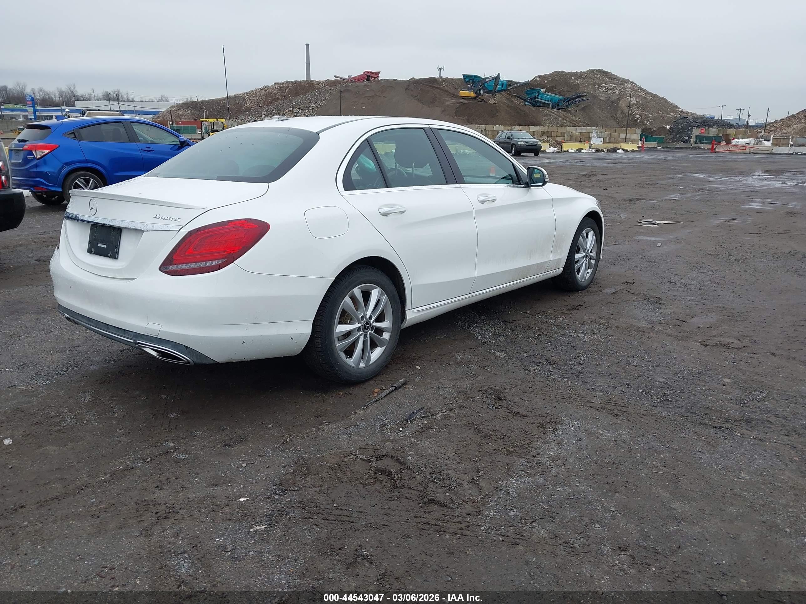 MERCEDES-BENZ C image 4
