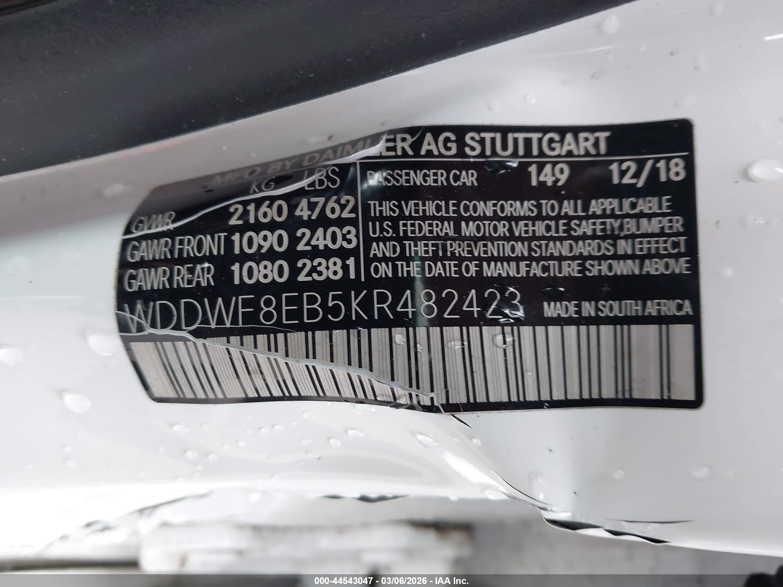 MERCEDES-BENZ C image 9