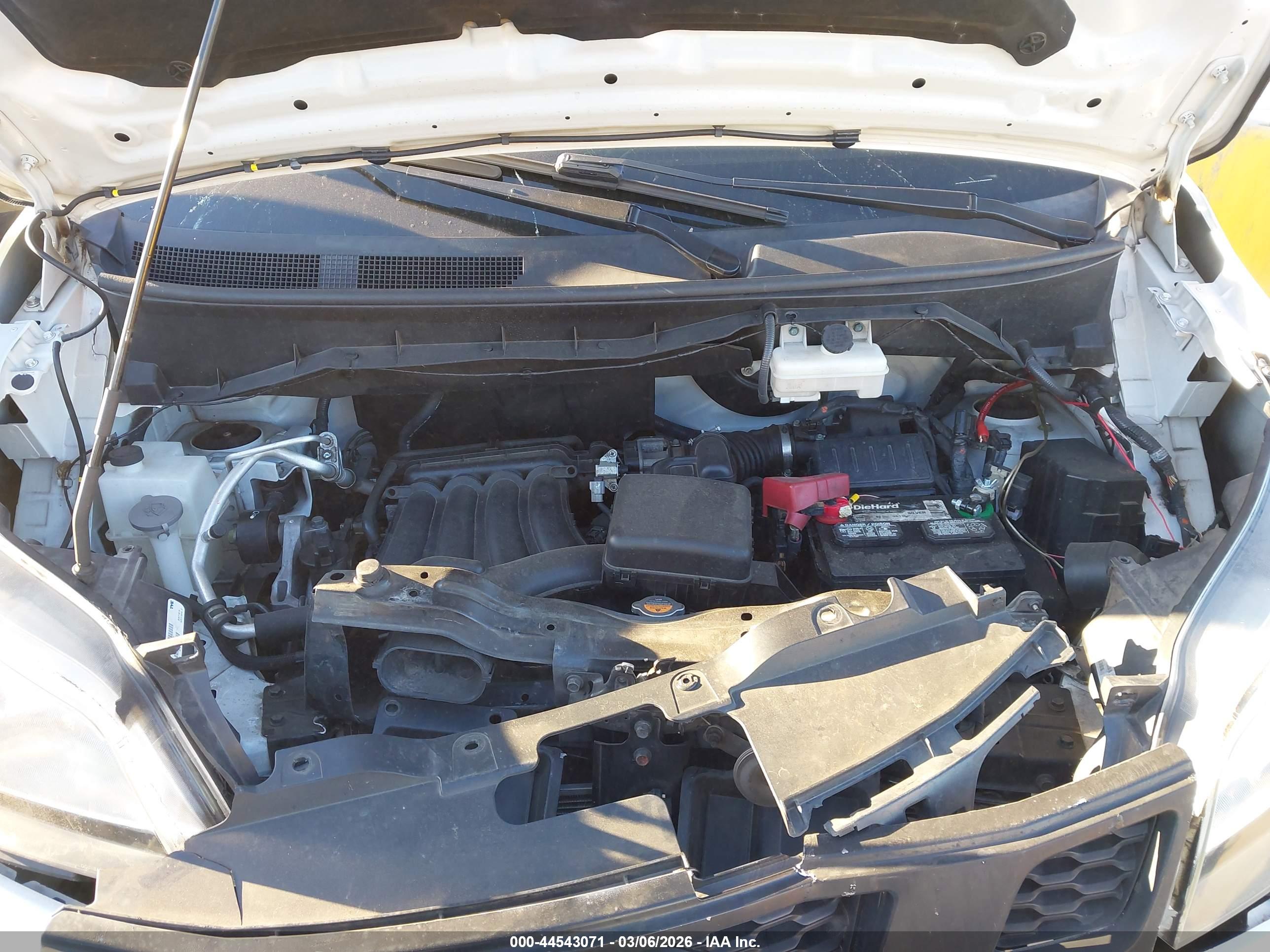 NISSAN NV200 image 10