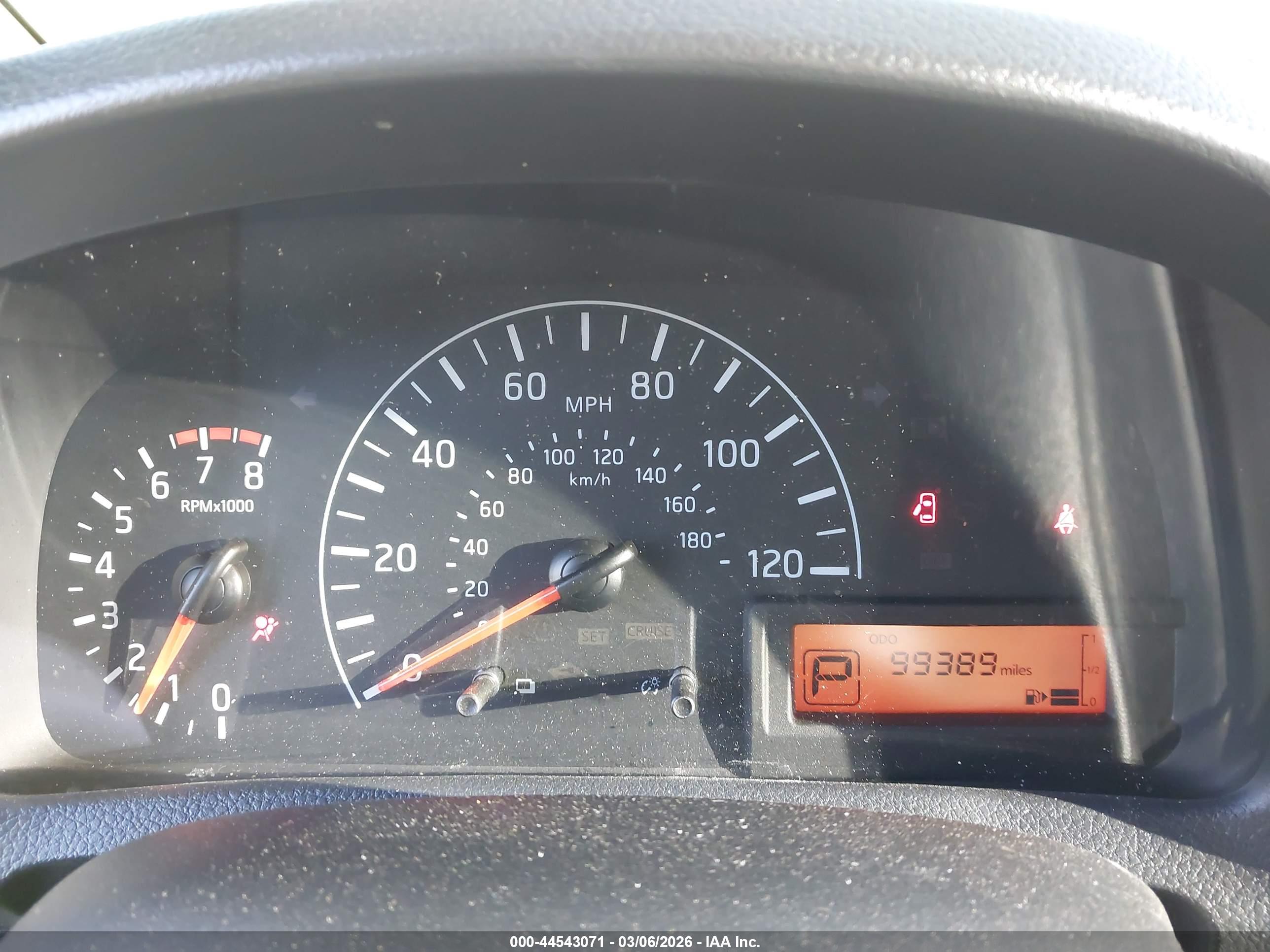 NISSAN NV200 image 7