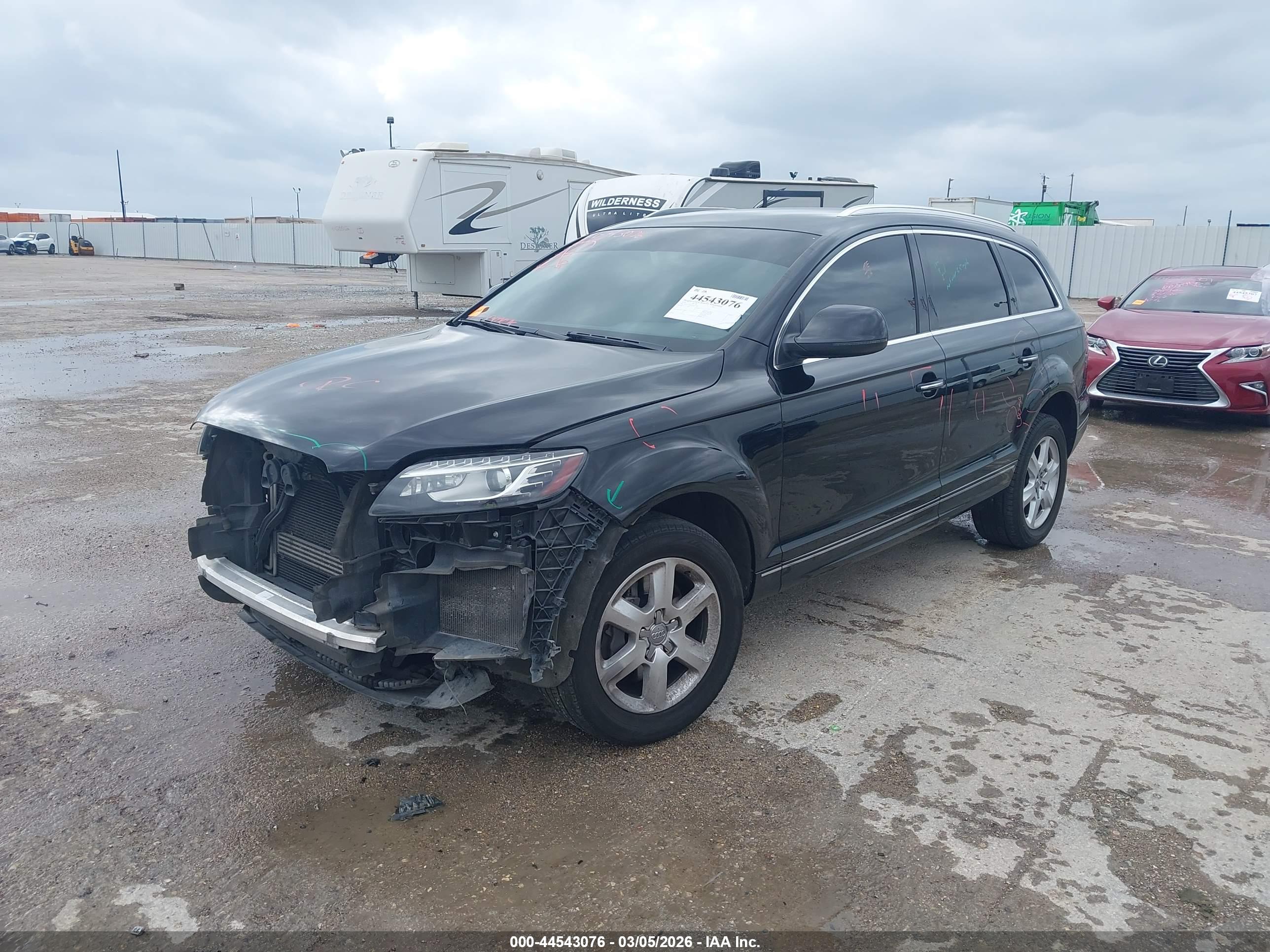 AUDI Q7 image 2