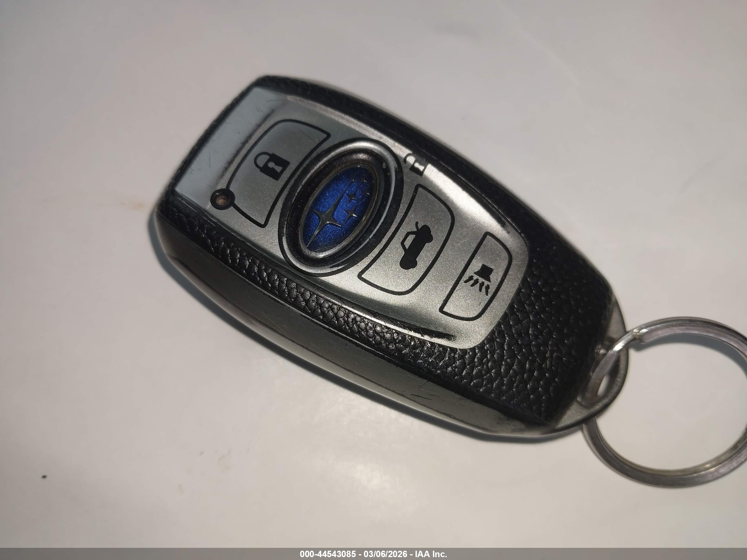 SUBARU LEGACY image 11