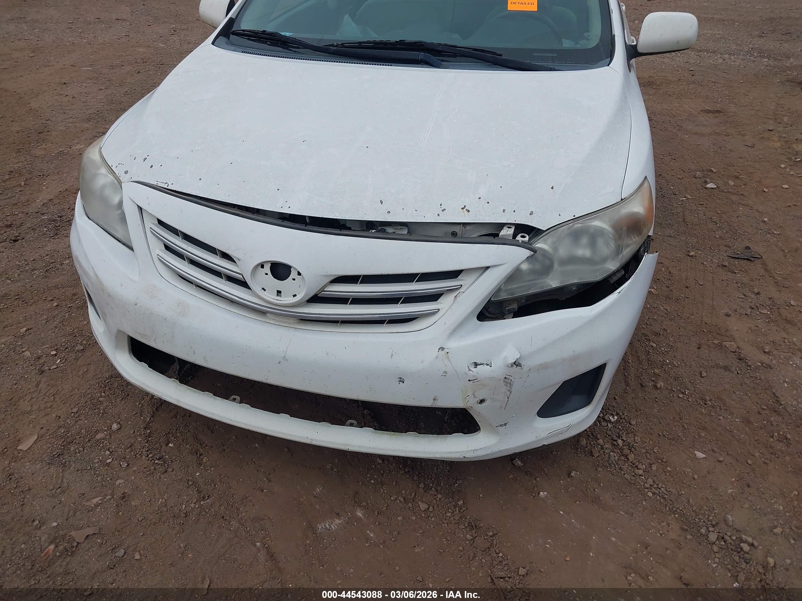 TOYOTA COROLLA image 6