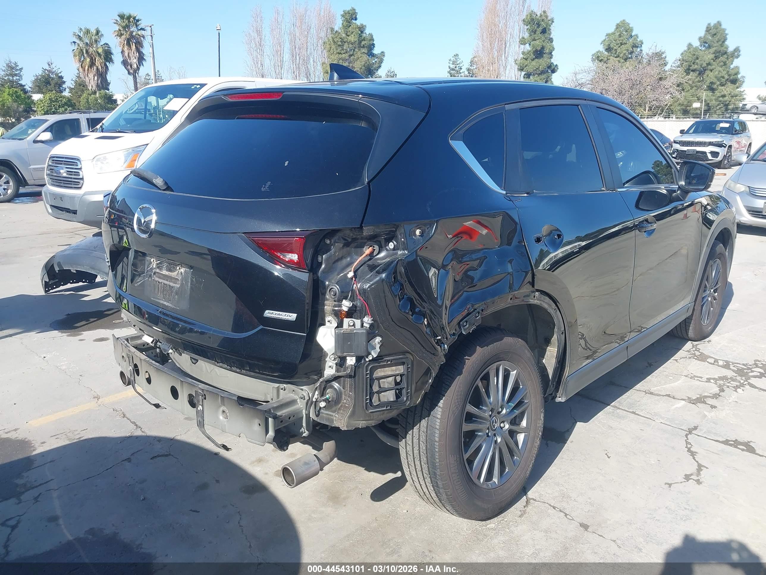MAZDA CX-5 image 6