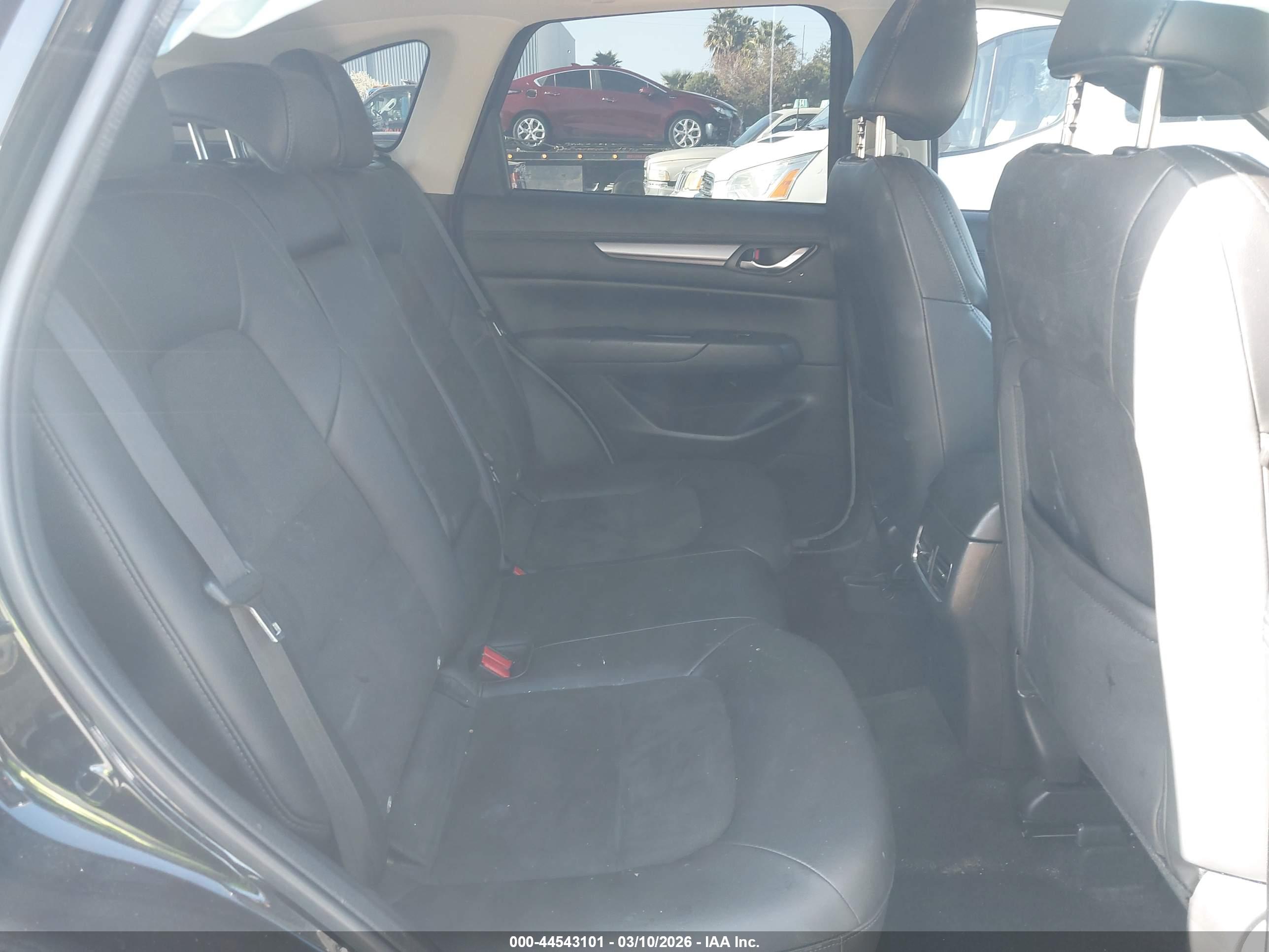 MAZDA CX-5 image 8