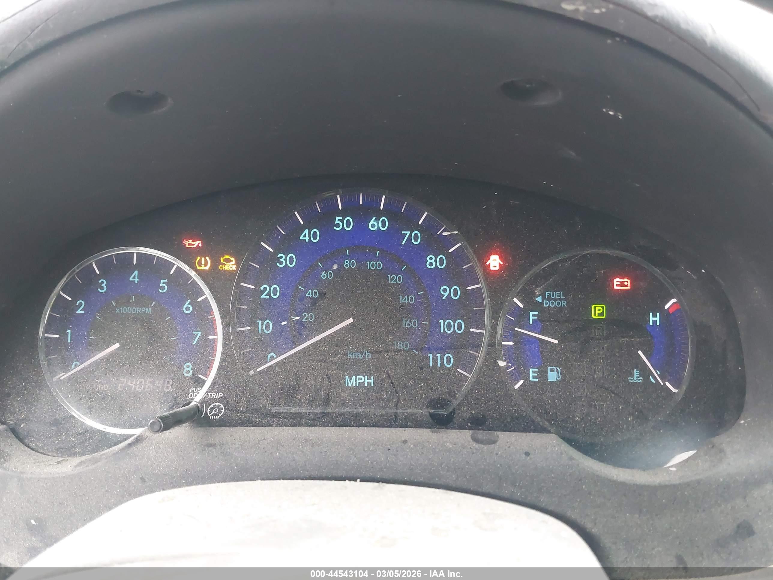 TOYOTA SIENNA image 7