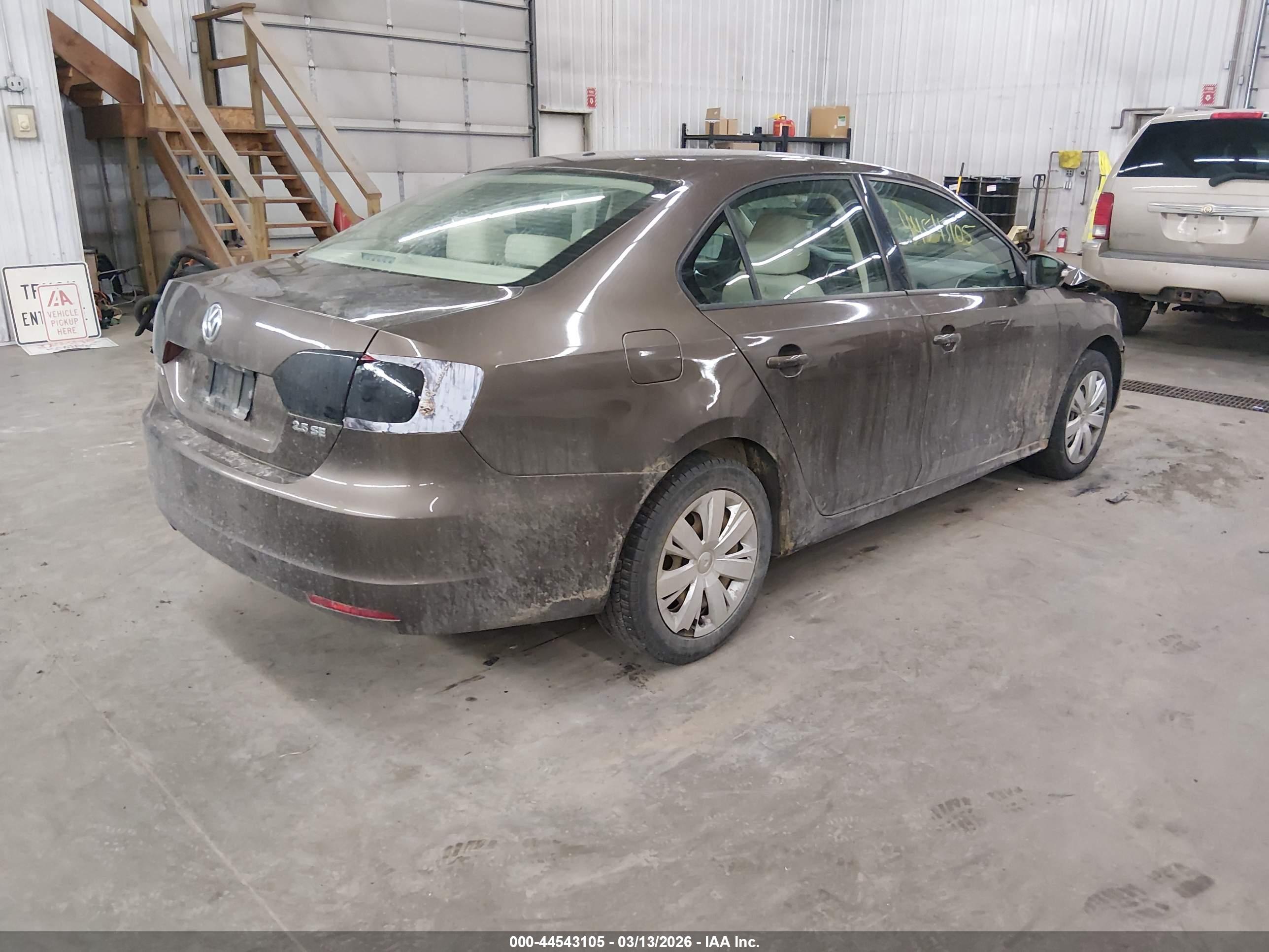 VOLKSWAGEN JETTA image 4