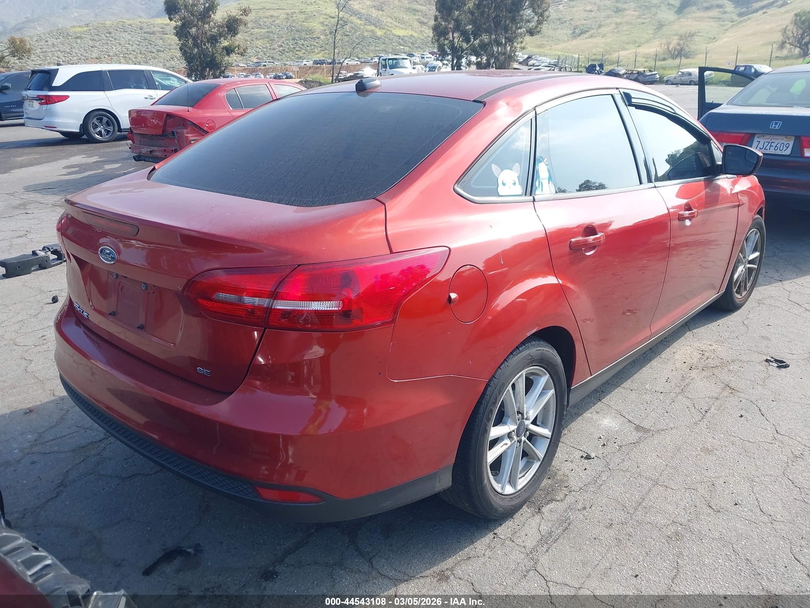 FORD FOCUS image 4