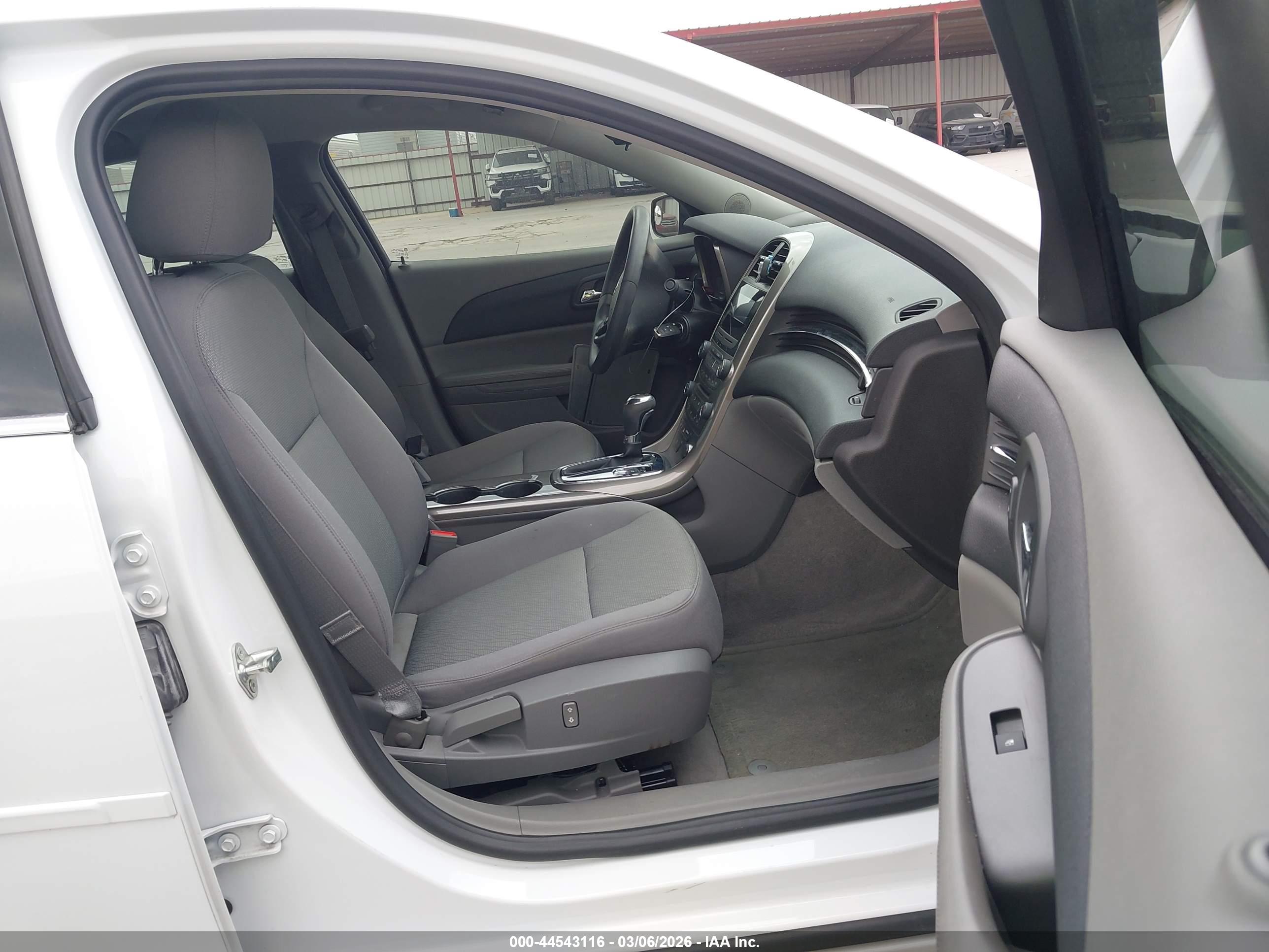 CHEVROLET MALIBU image 5