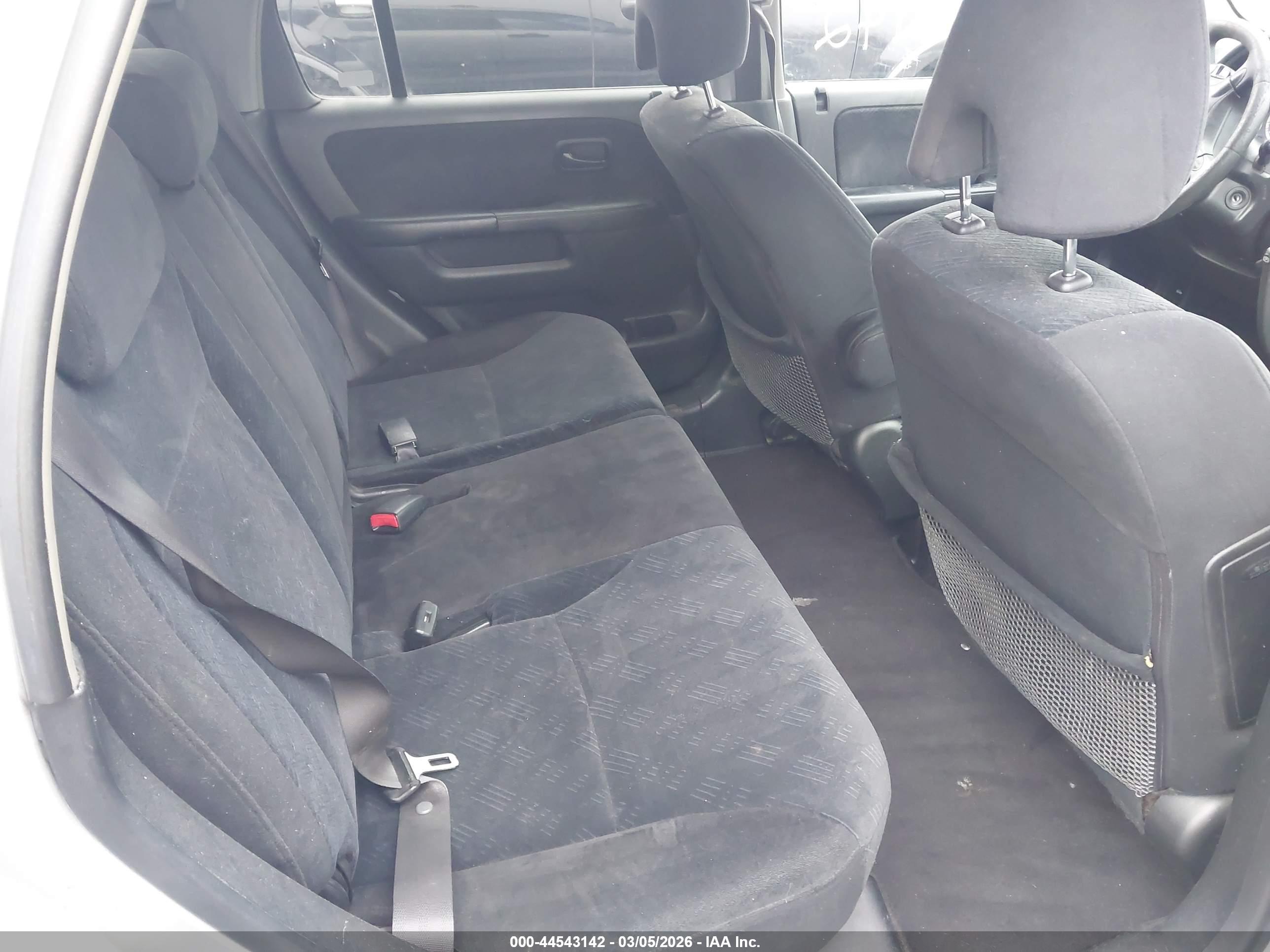 HONDA CR-V image 8