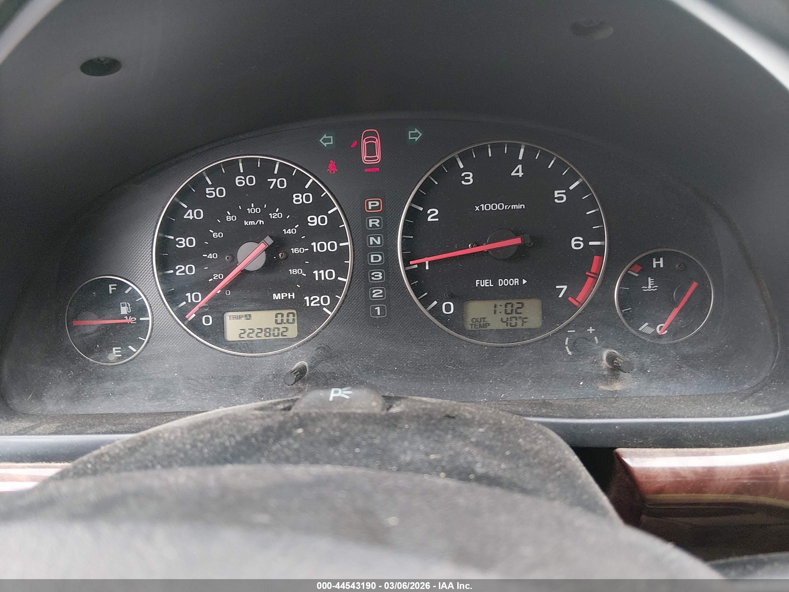SUBARU OUTBACK image 7