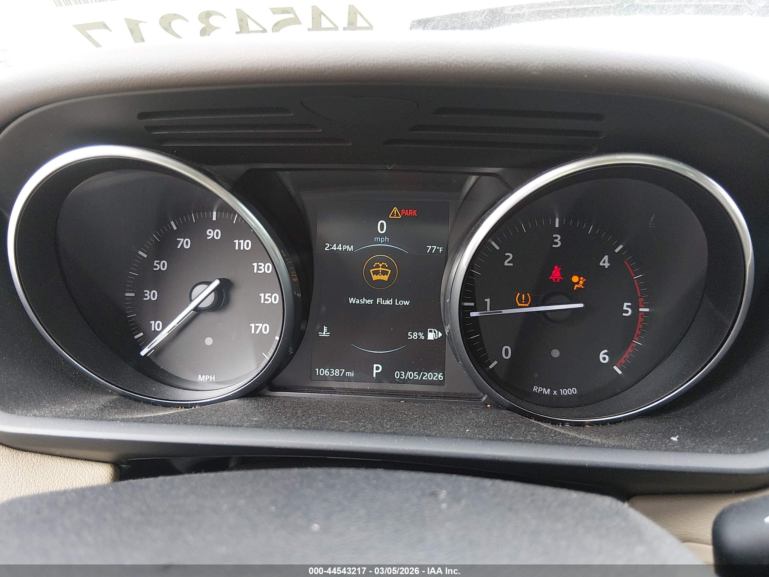 LAND ROVER image 7