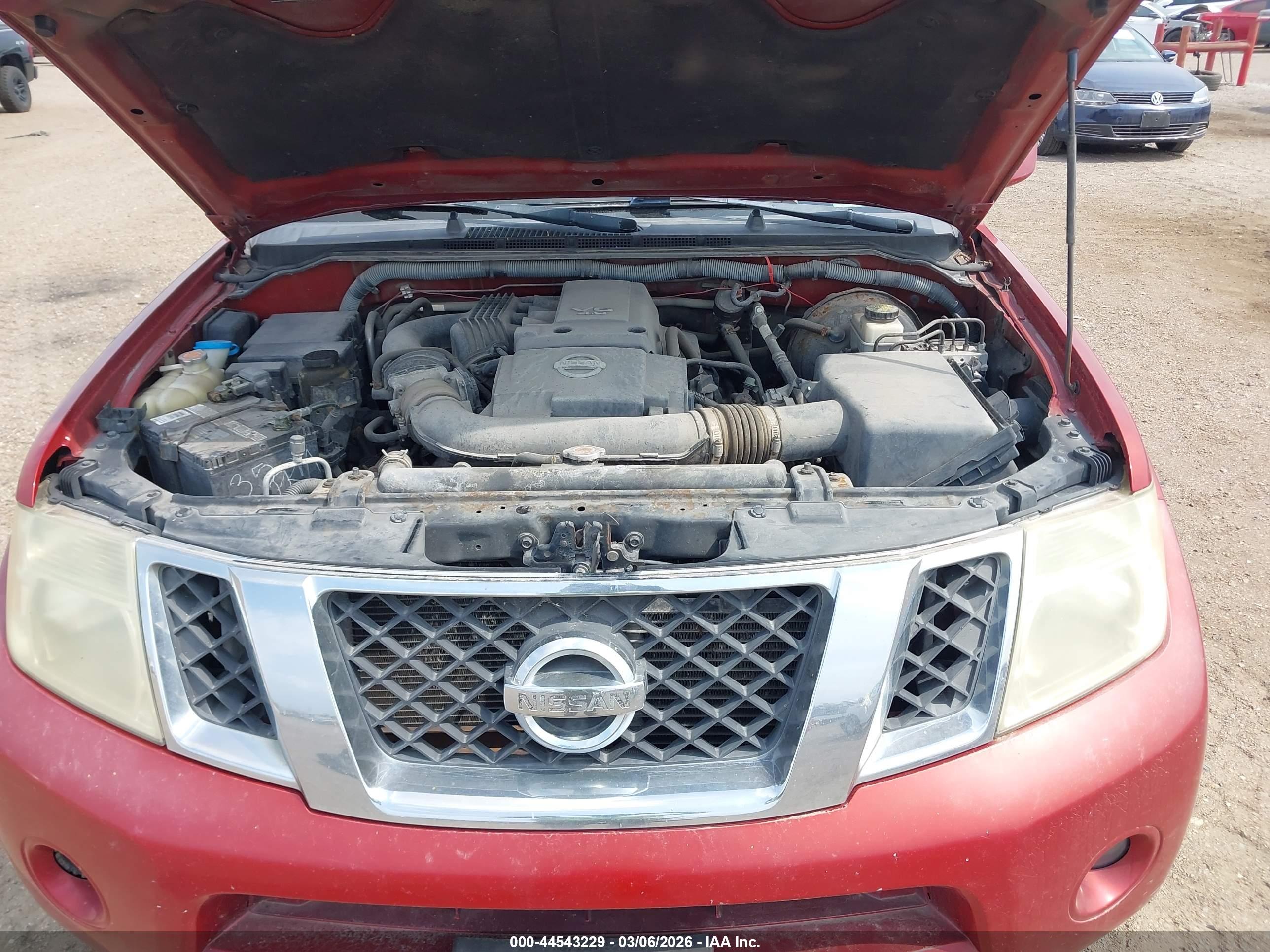 NISSAN PATHFINDER image 8