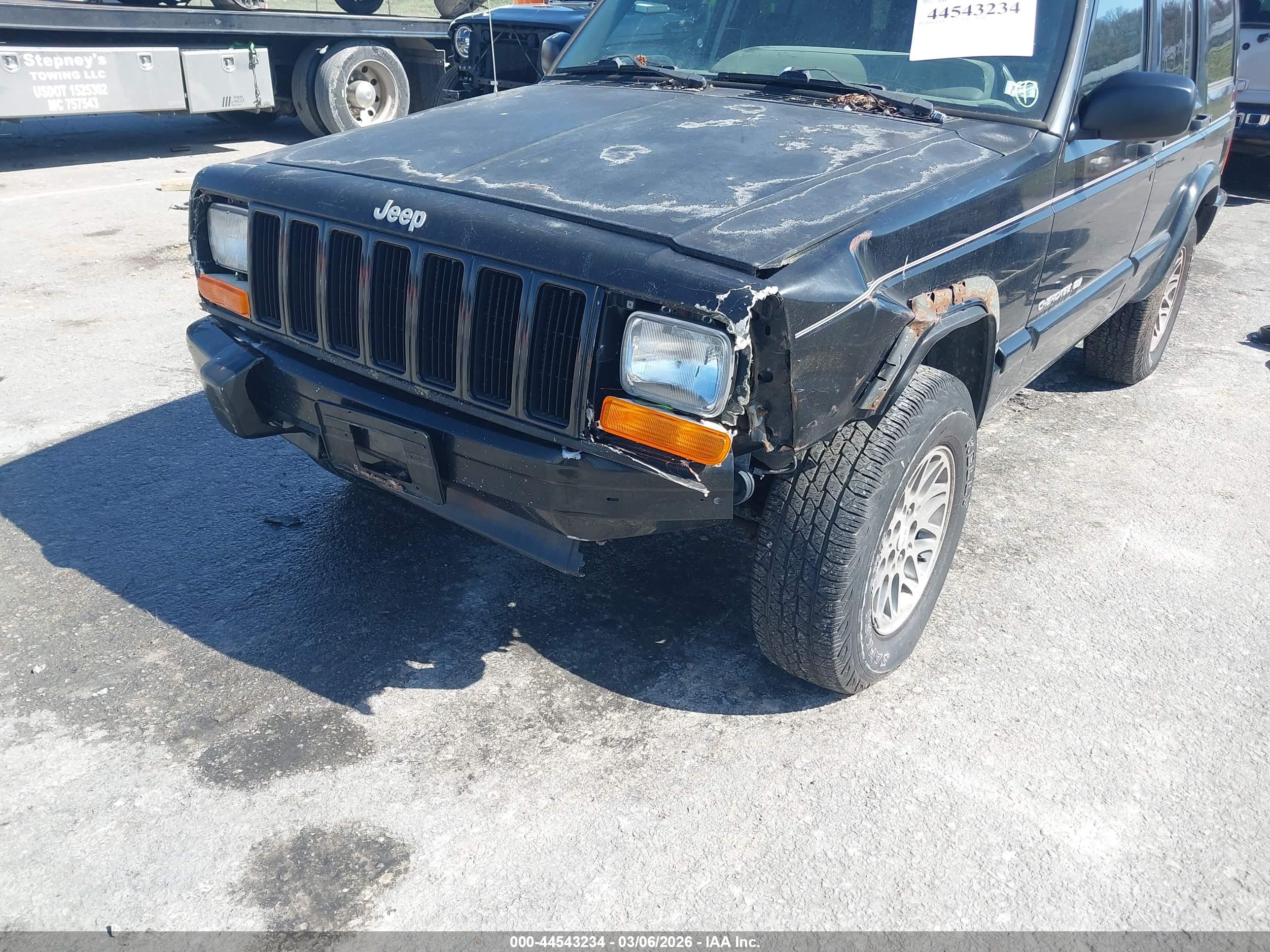 JEEP CHEROKEE image 6