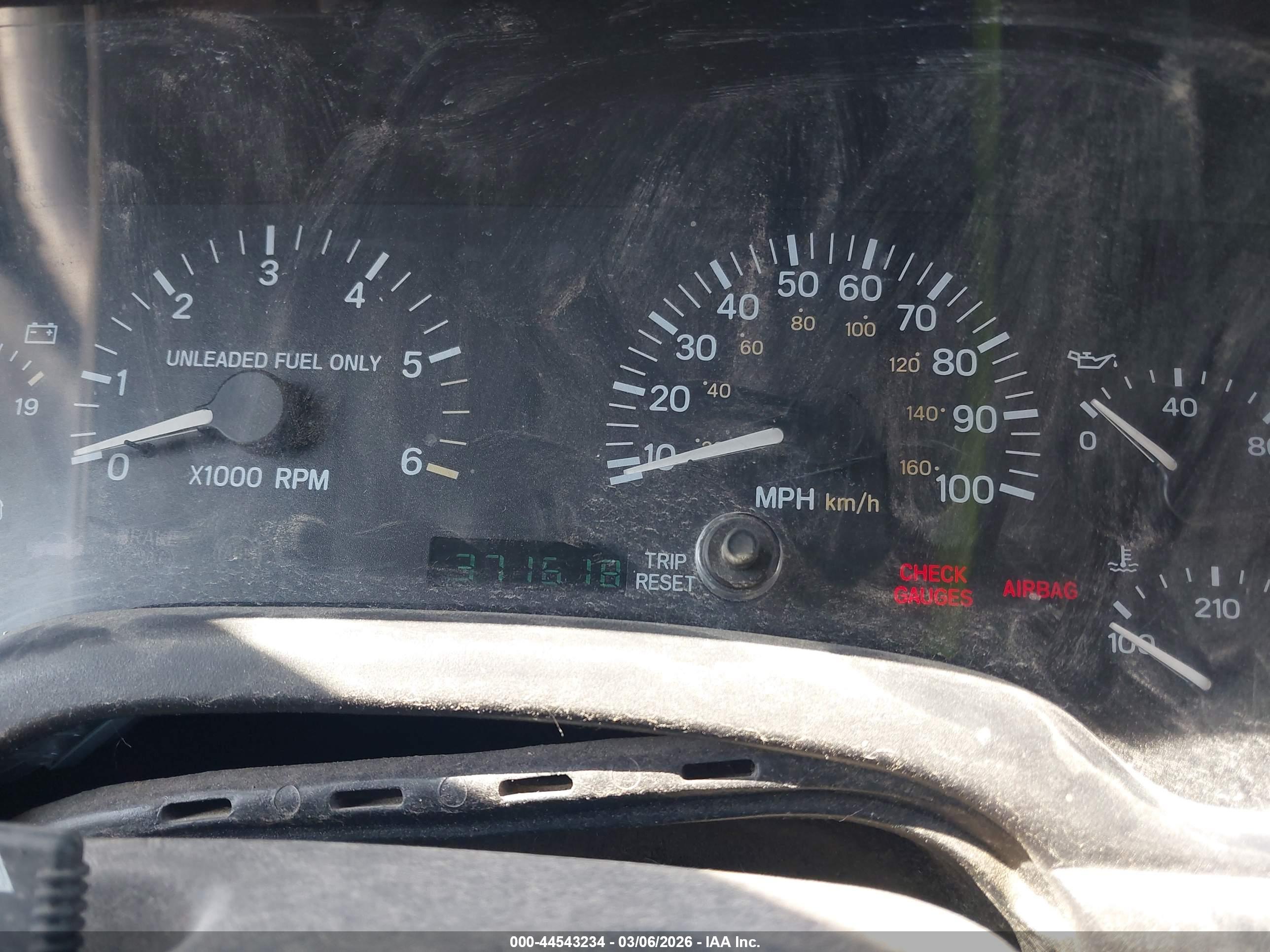 JEEP CHEROKEE image 7