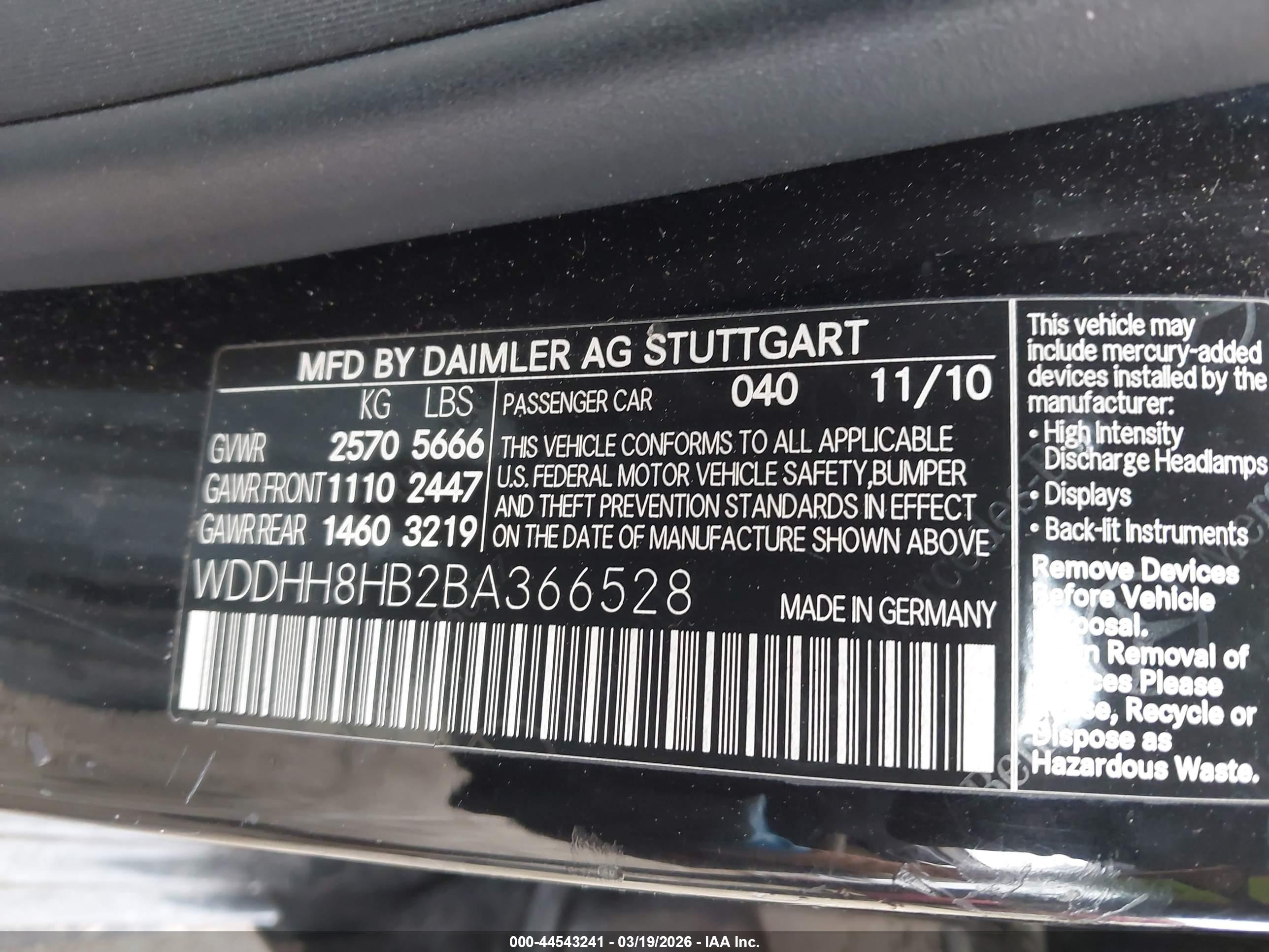 MERCEDES-BENZ E image 9