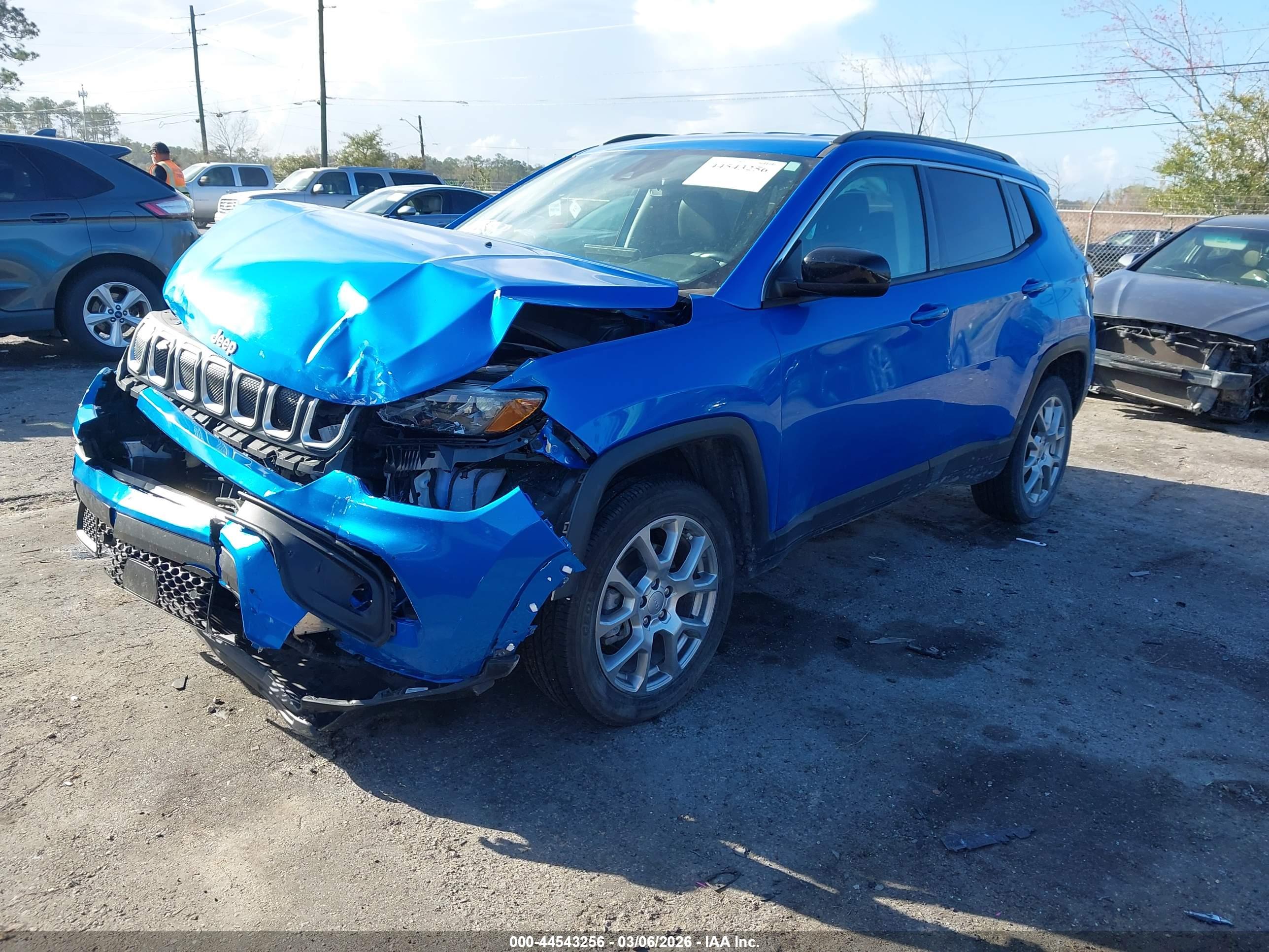 JEEP COMPASS image 2
