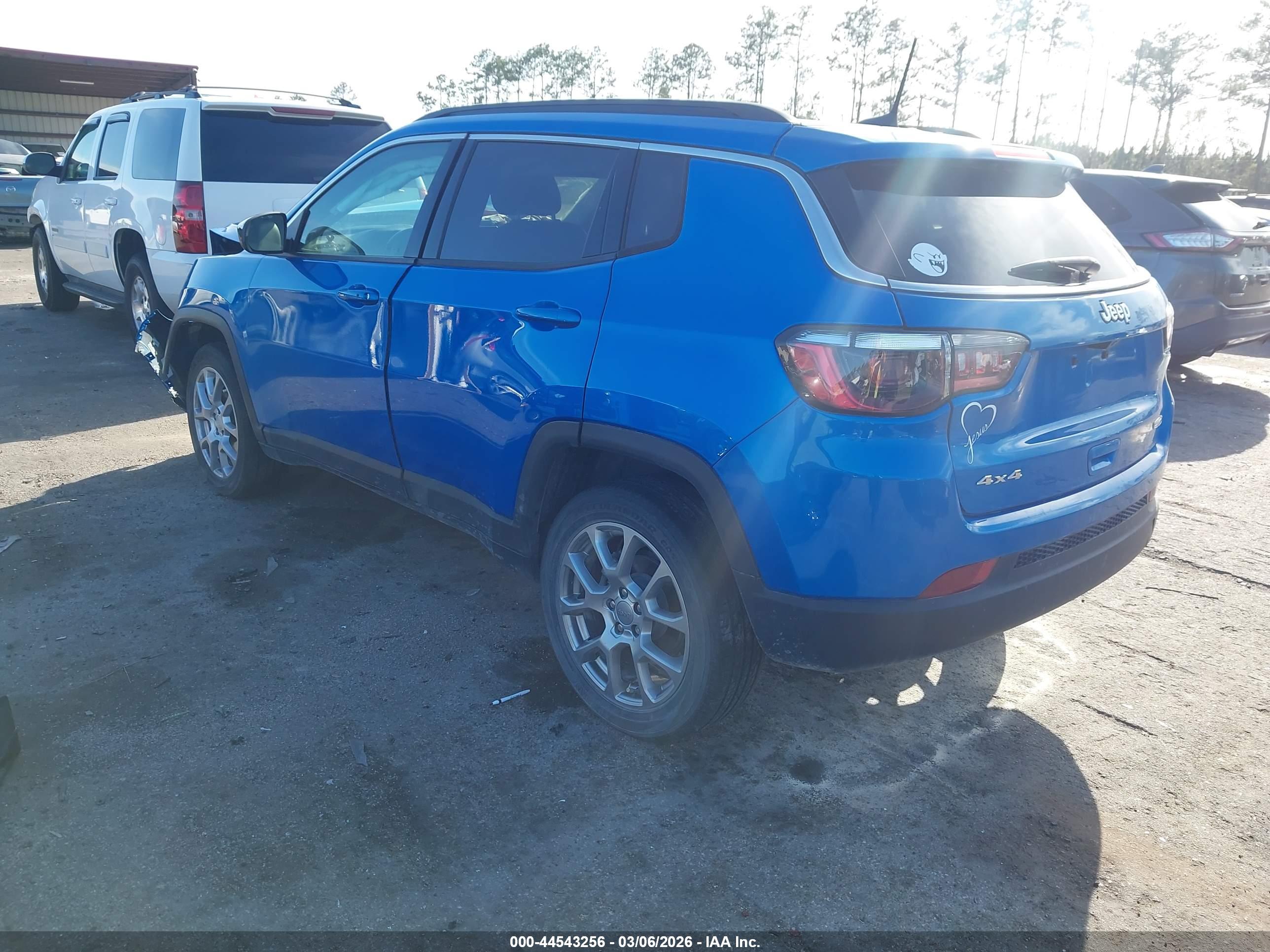 JEEP COMPASS image 3
