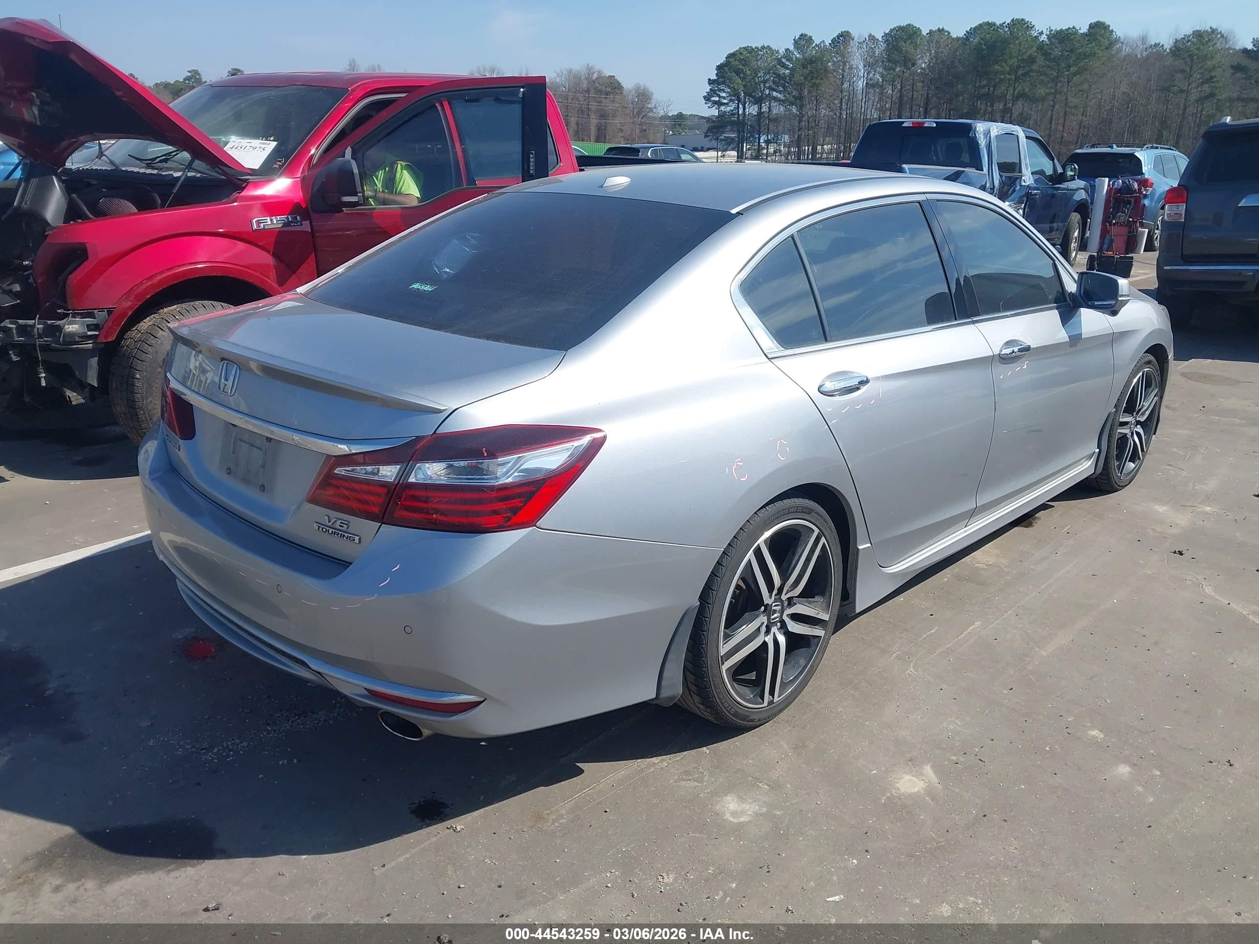 HONDA ACCORD image 4
