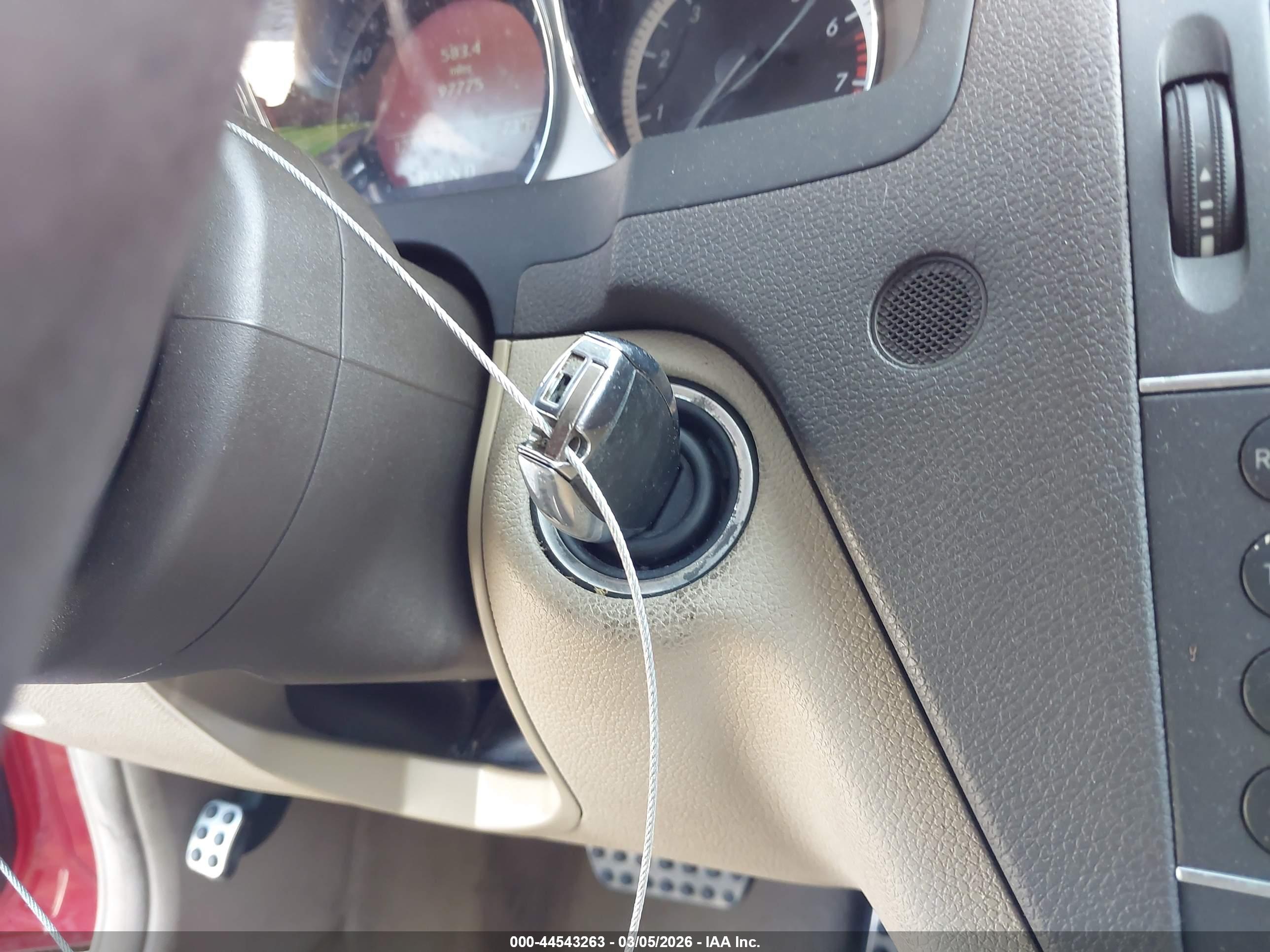 MERCEDES-BENZ C image 11