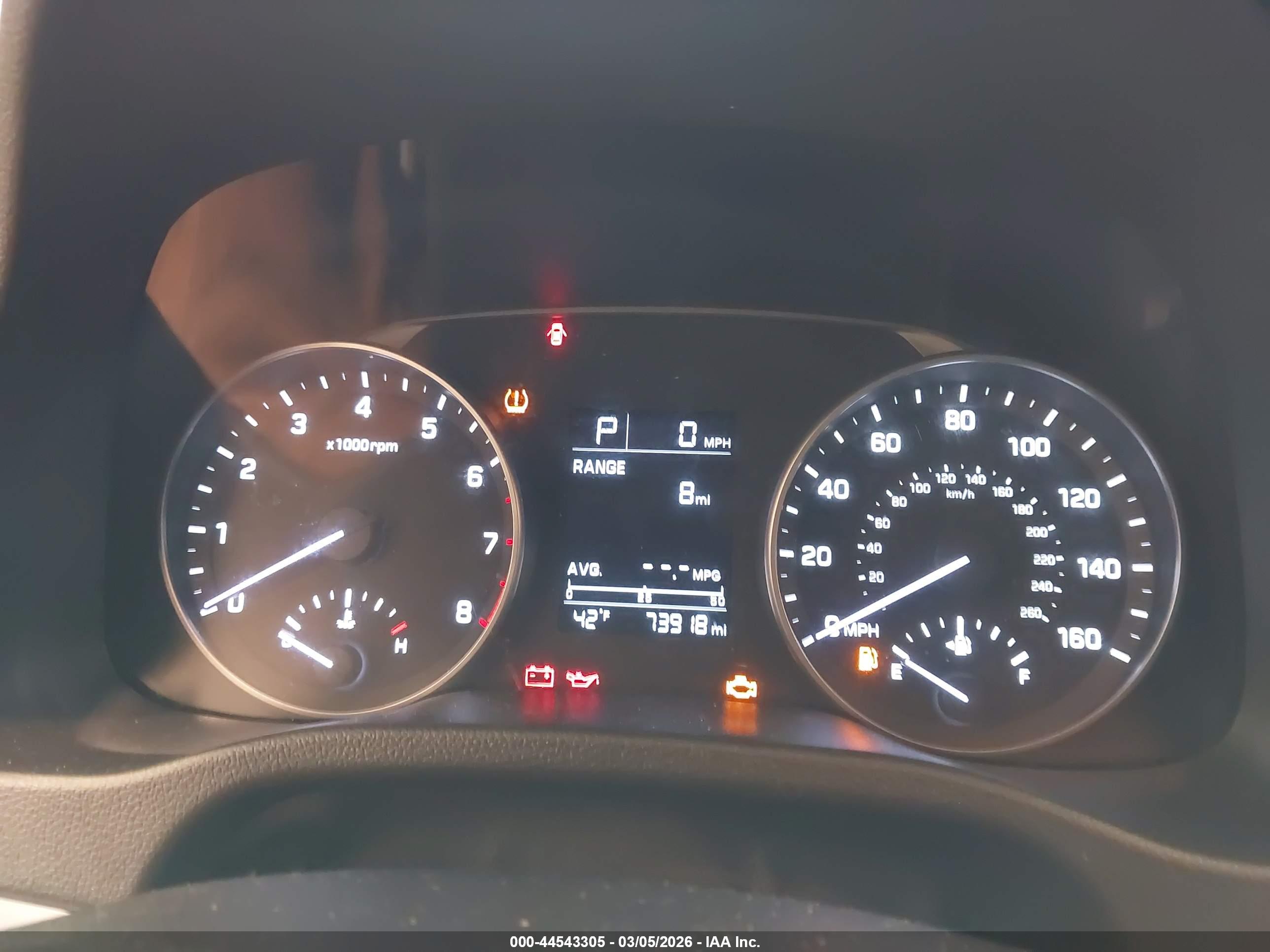 HYUNDAI ELANTRA image 7