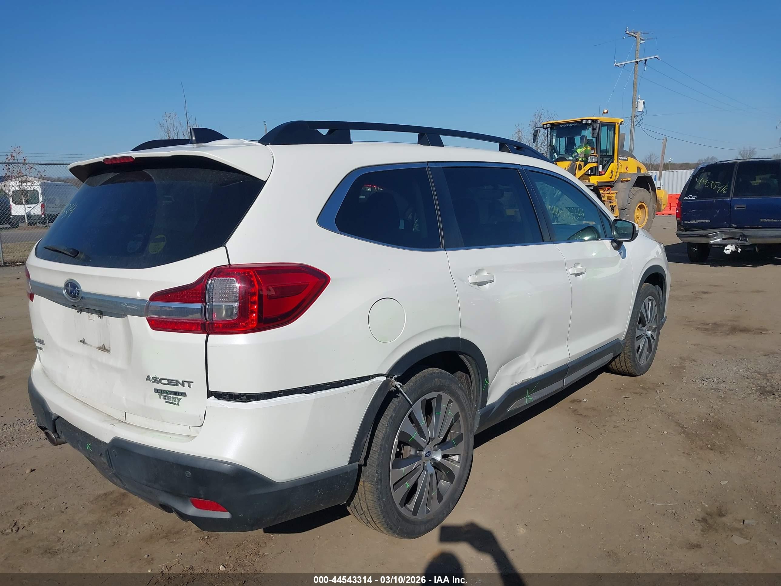 SUBARU ASCENT image 4