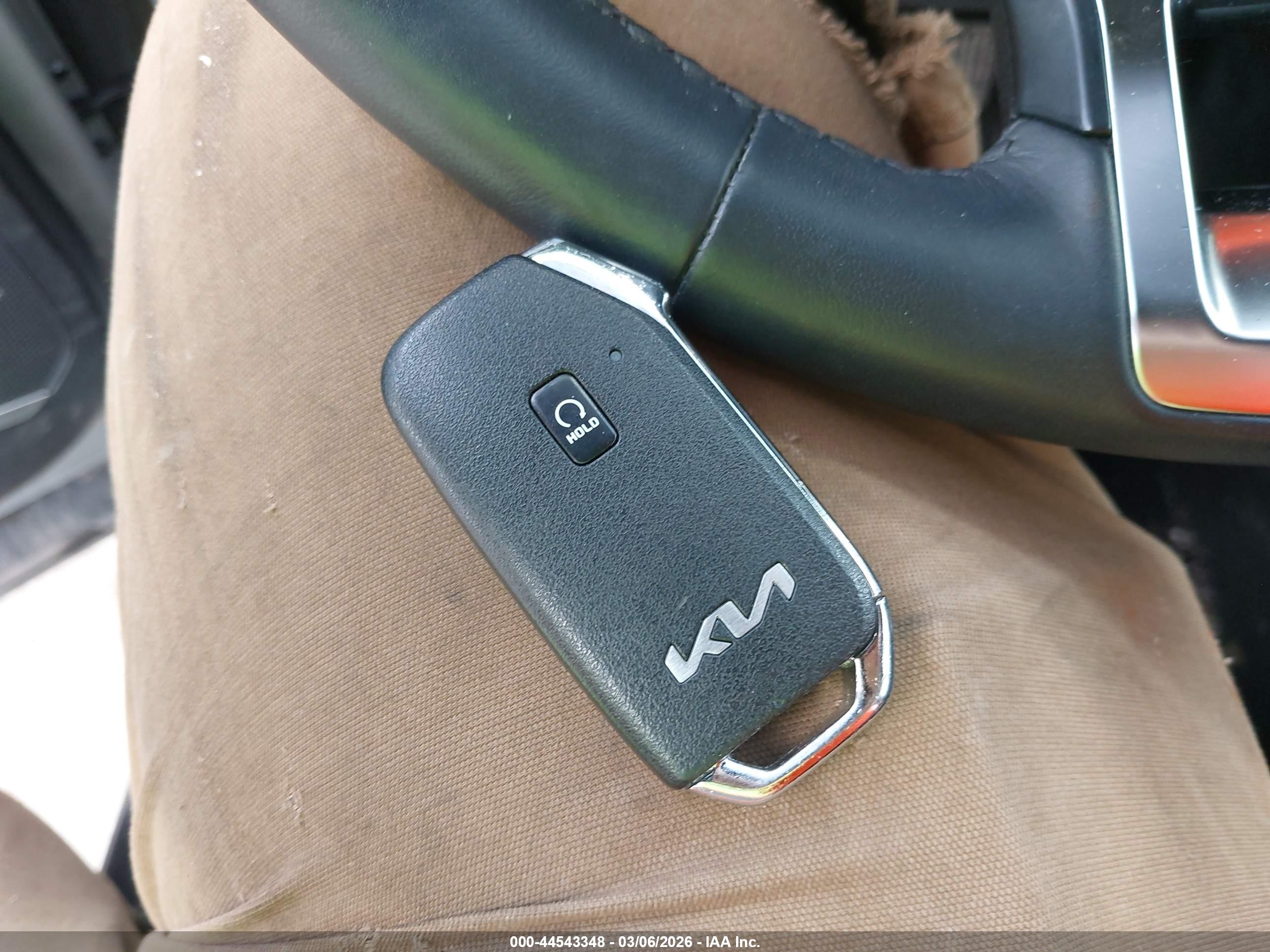 KIA SPORTAGE image 11