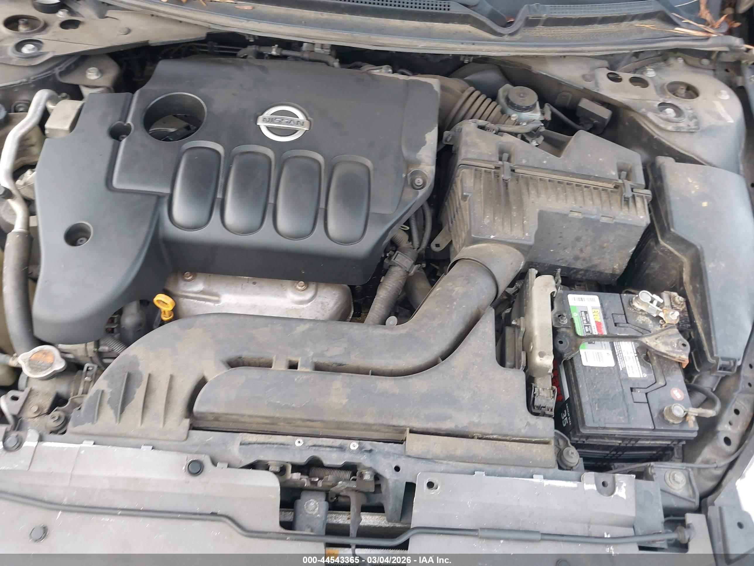 NISSAN ALTIMA image 10