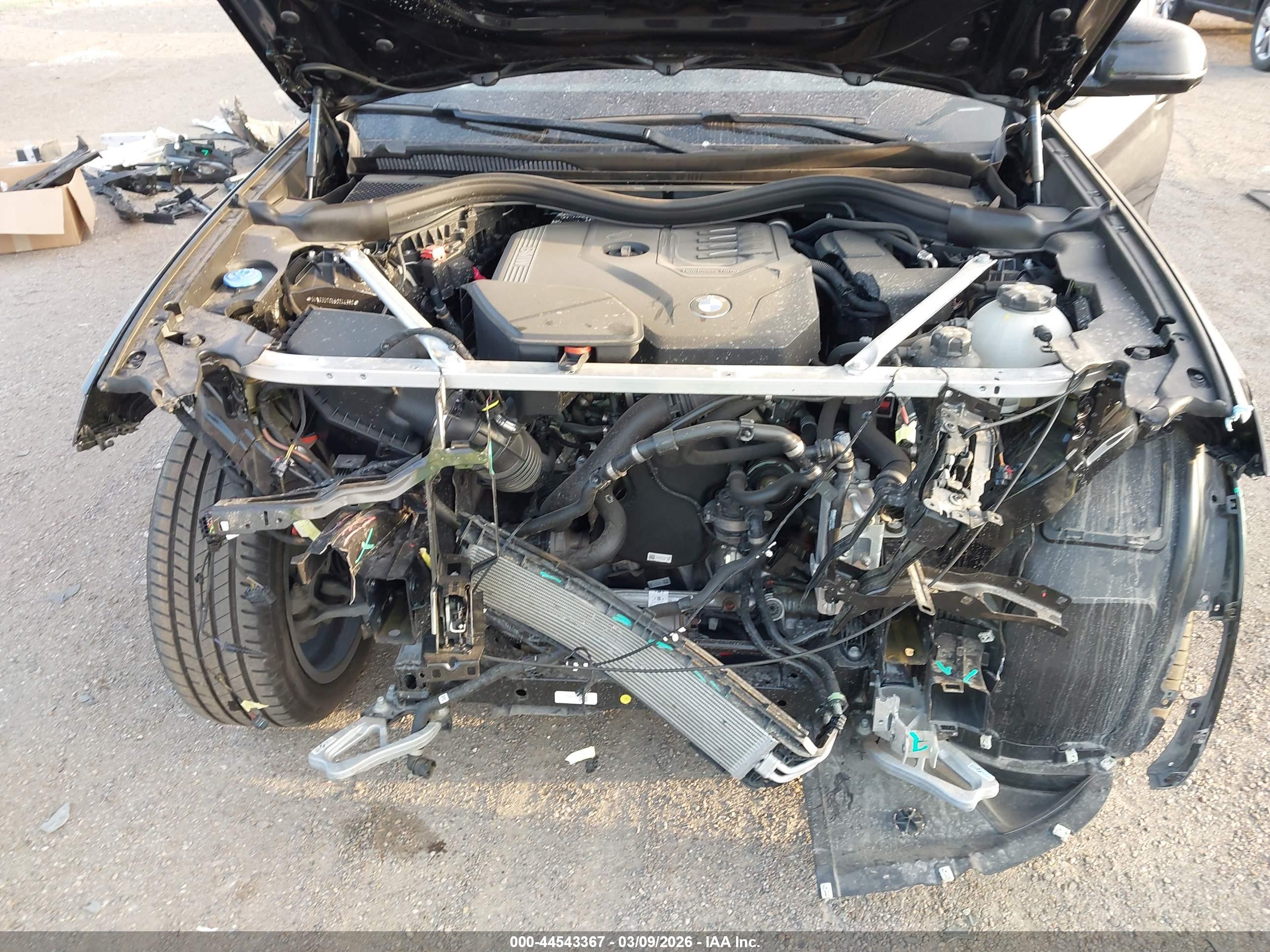 BMW X4 image 10
