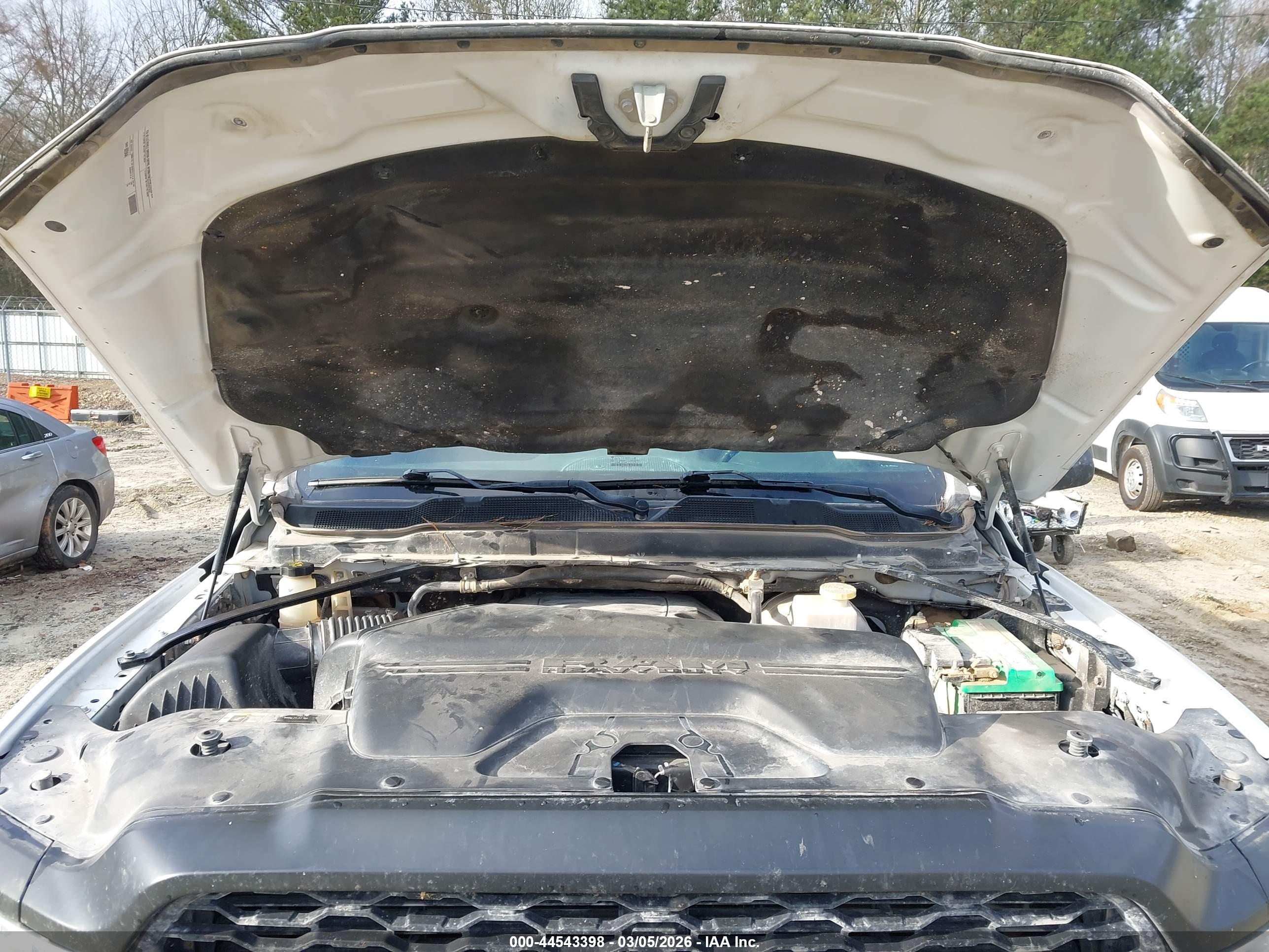RAM 2500 image 10