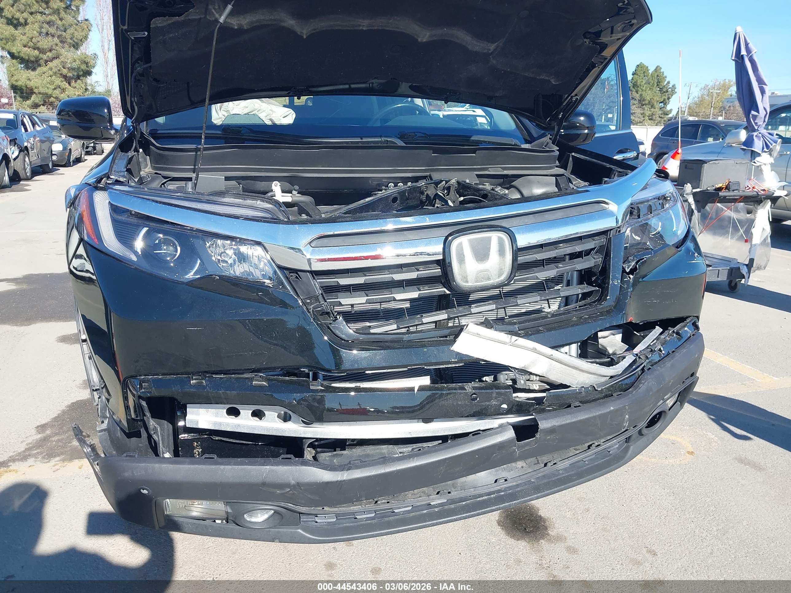 HONDA RIDGELINE image 6