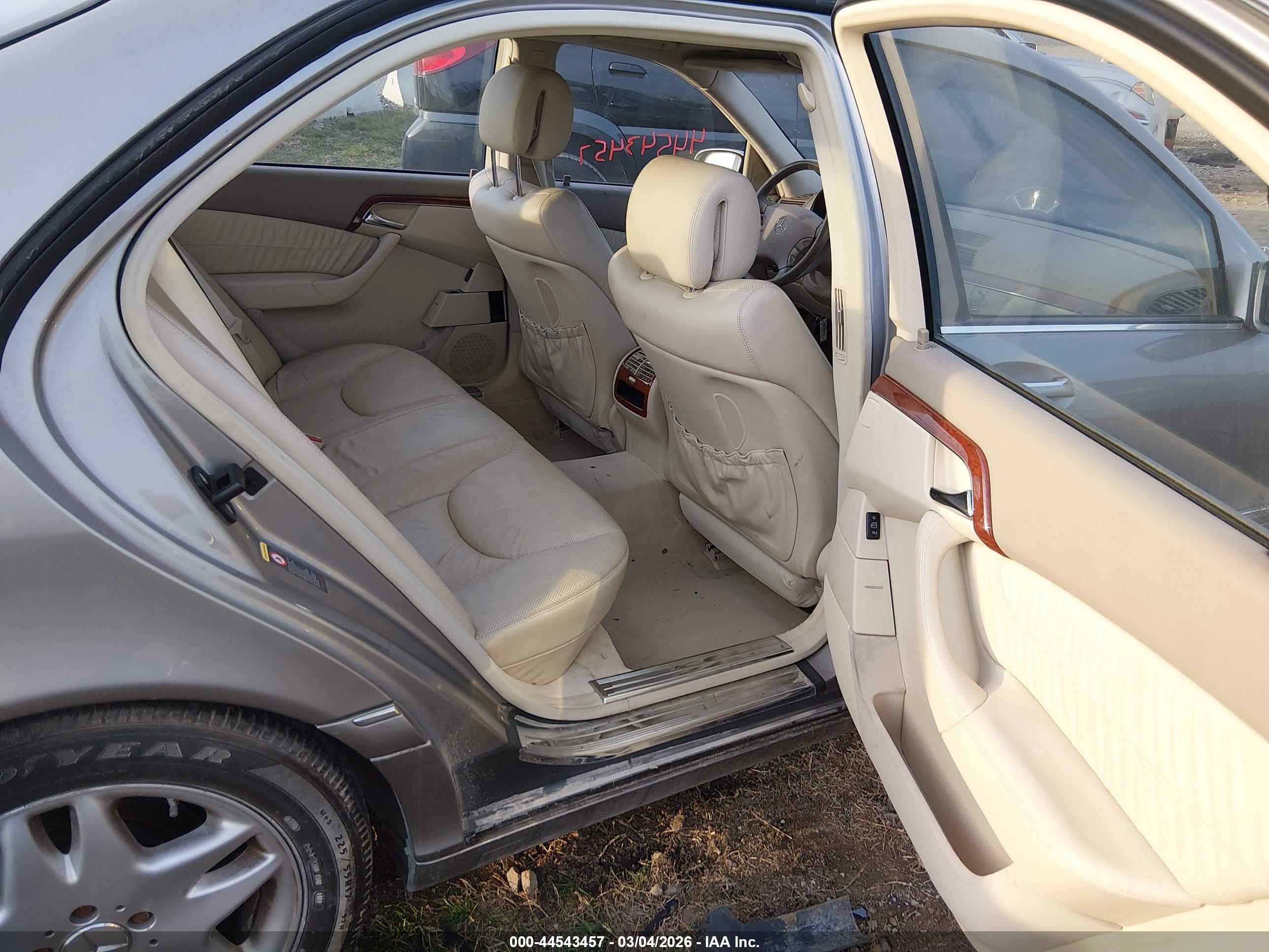 MERCEDES-BENZ S image 8