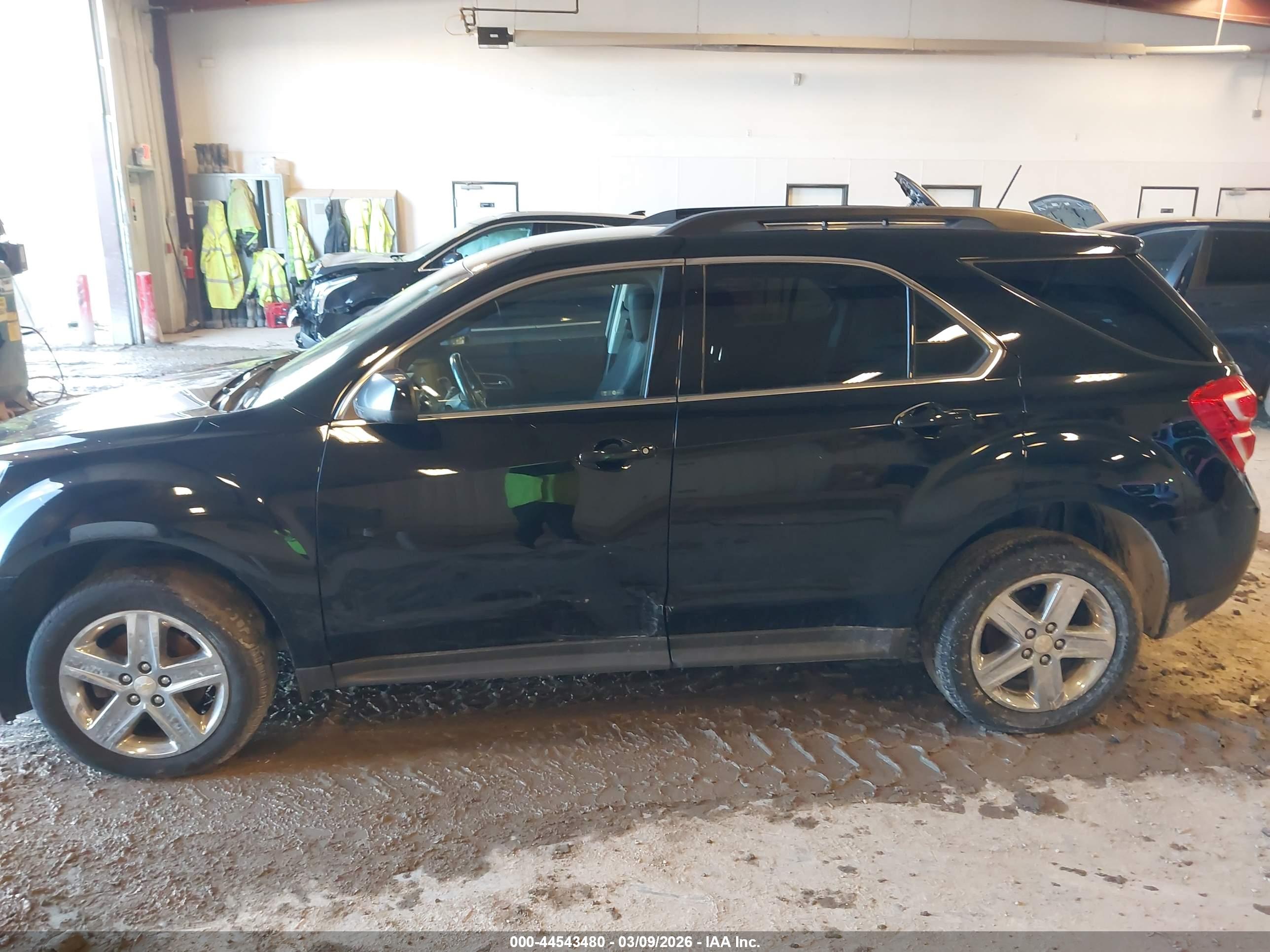 CHEVROLET EQUINOX image 6