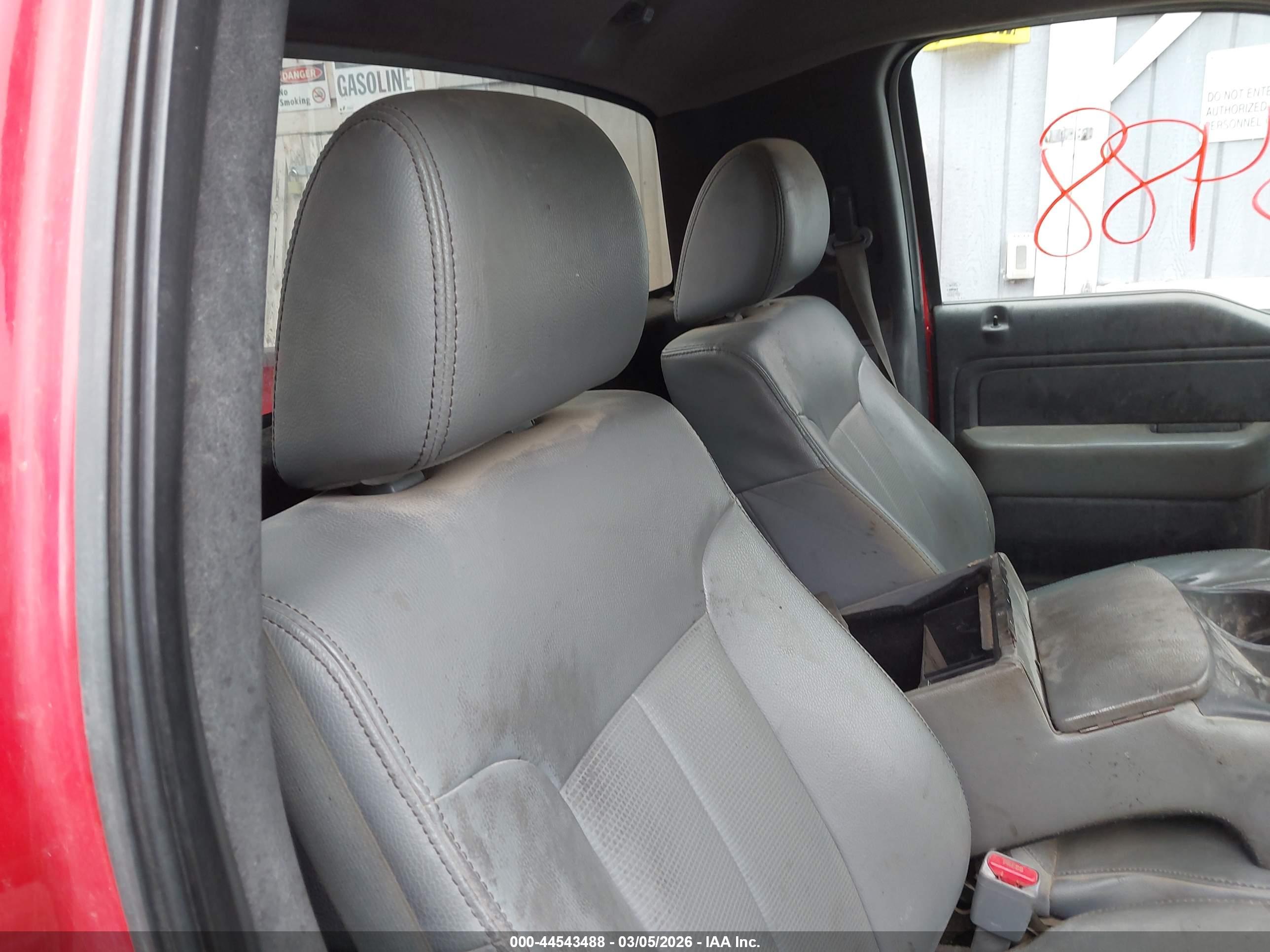 FORD F-150 image 8